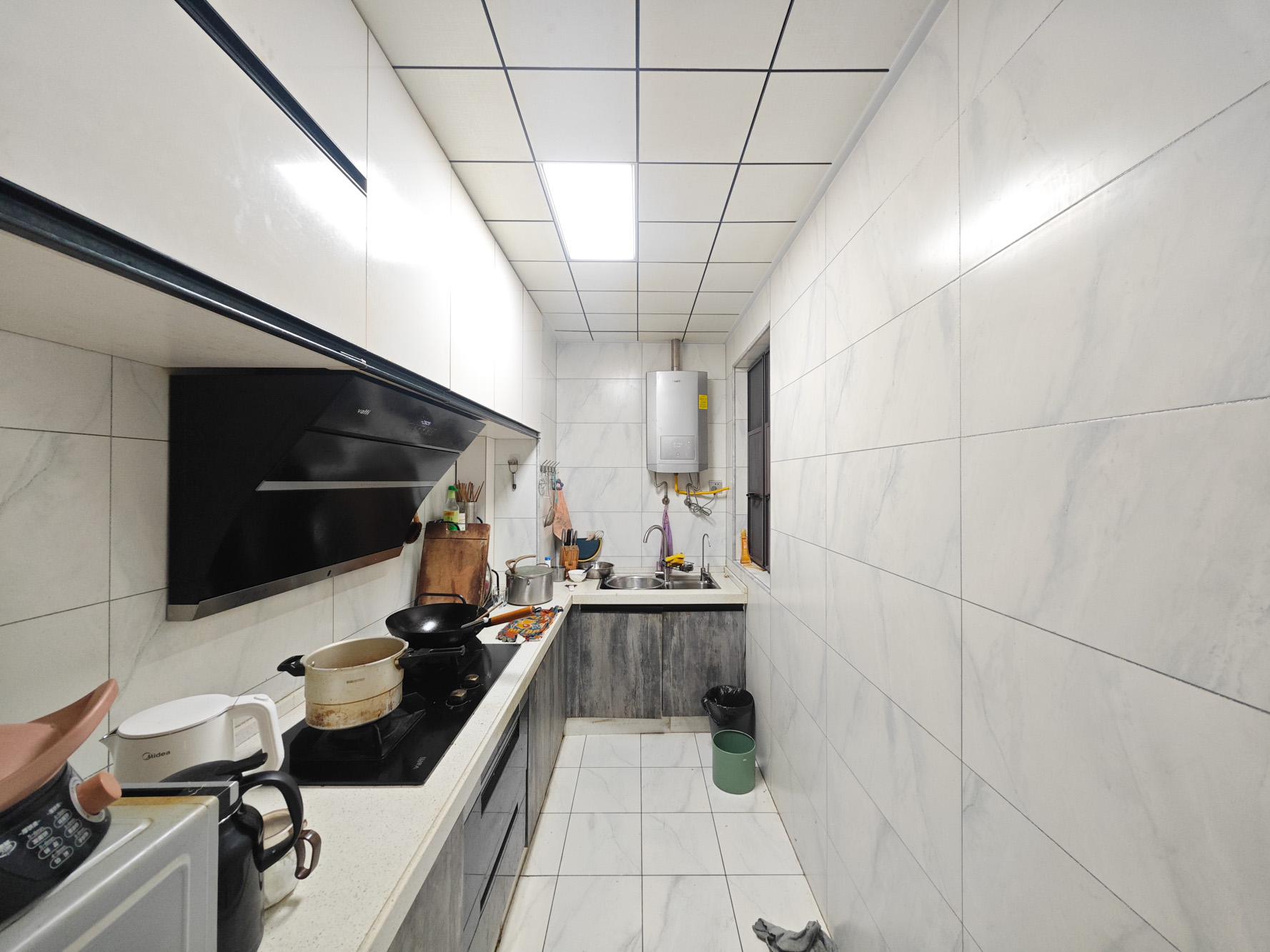 保利城(中航城国际社区、郡原美村) 1室0厅0卫 90.0万 保利城(中航城国际社区、郡原美村) 1室0厅0卫 90.0万厨房