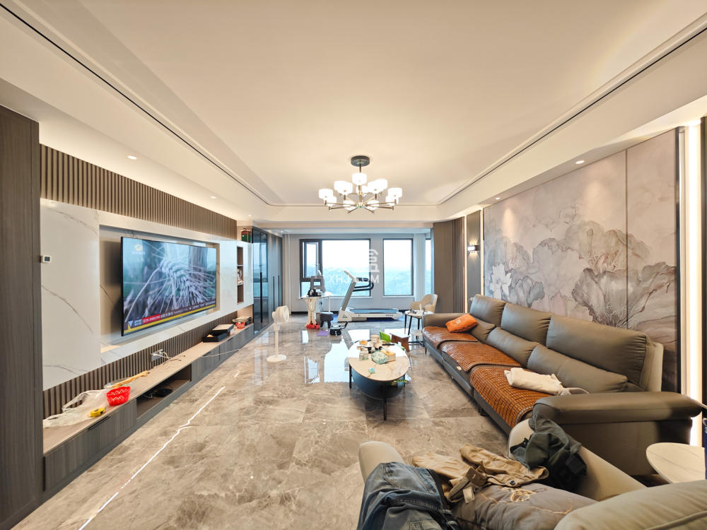 湘水郡（兴旺小爱同学）  4室2厅2卫    166.0万