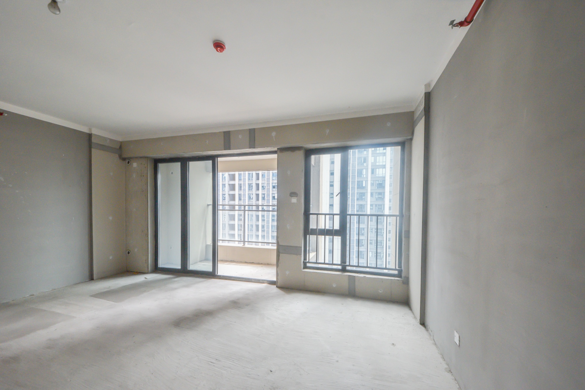 正荣悦玺  4室2厅2卫    136.0万 正荣悦玺  4室2厅2卫    136.0万卧室