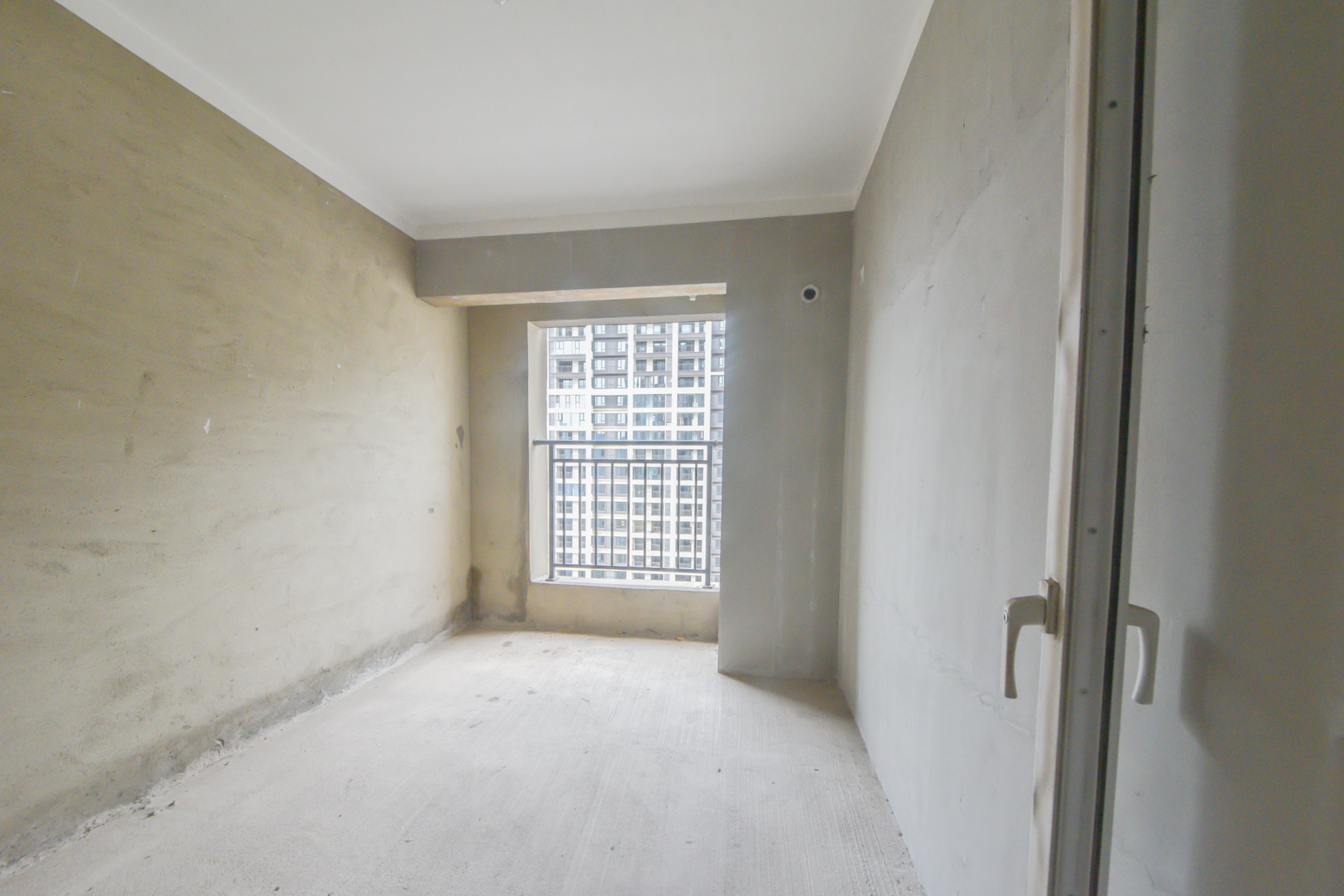 正荣悦玺  4室2厅2卫    136.0万 正荣悦玺  4室2厅2卫    136.0万卧室