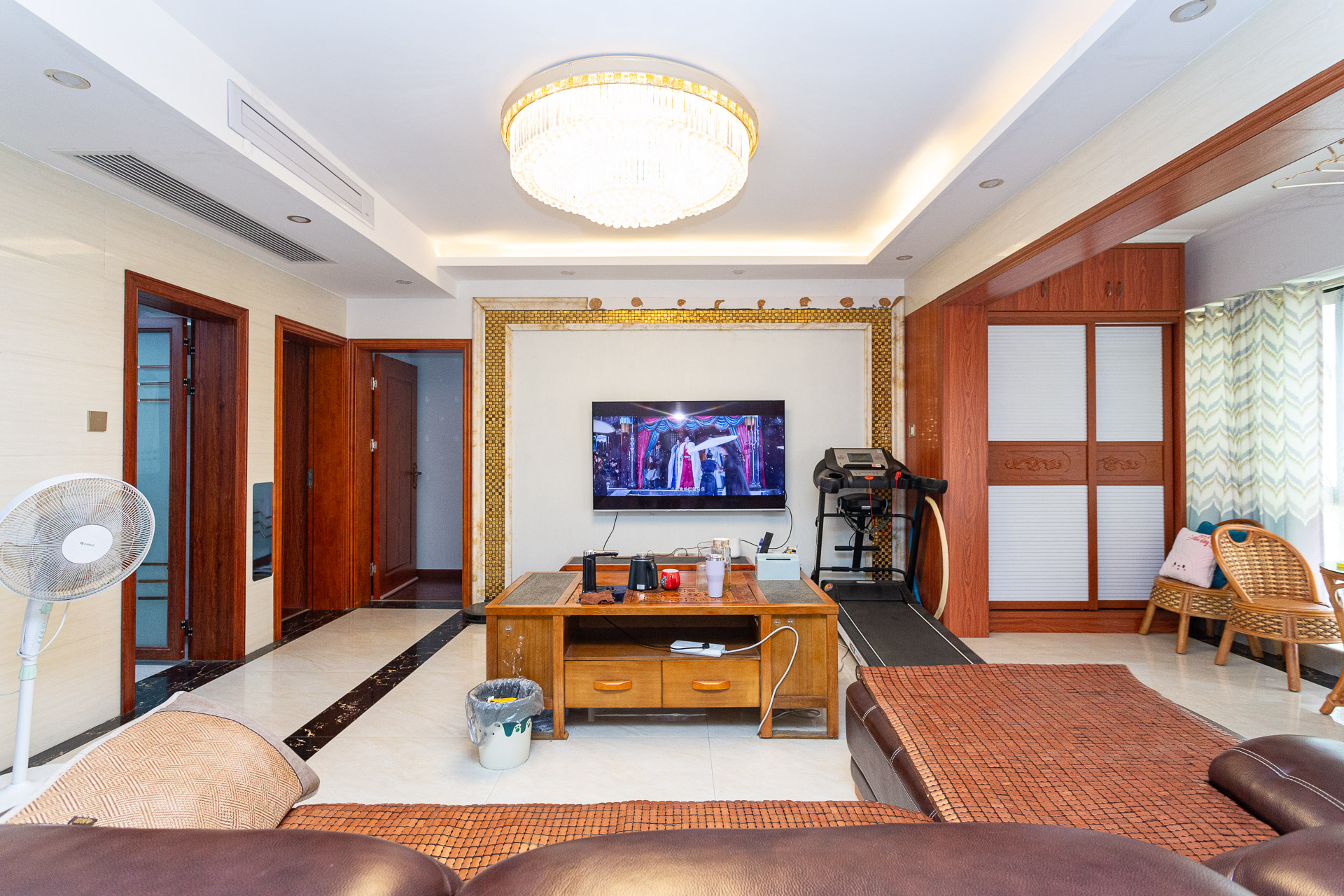 润和又一城  4室2厅2卫    106.8万 润和又一城  4室2厅2卫    106.8万客厅