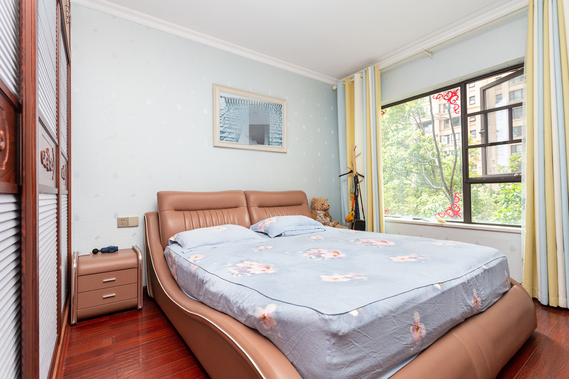 润和又一城  4室2厅2卫    106.8万 润和又一城  4室2厅2卫    106.8万卧室