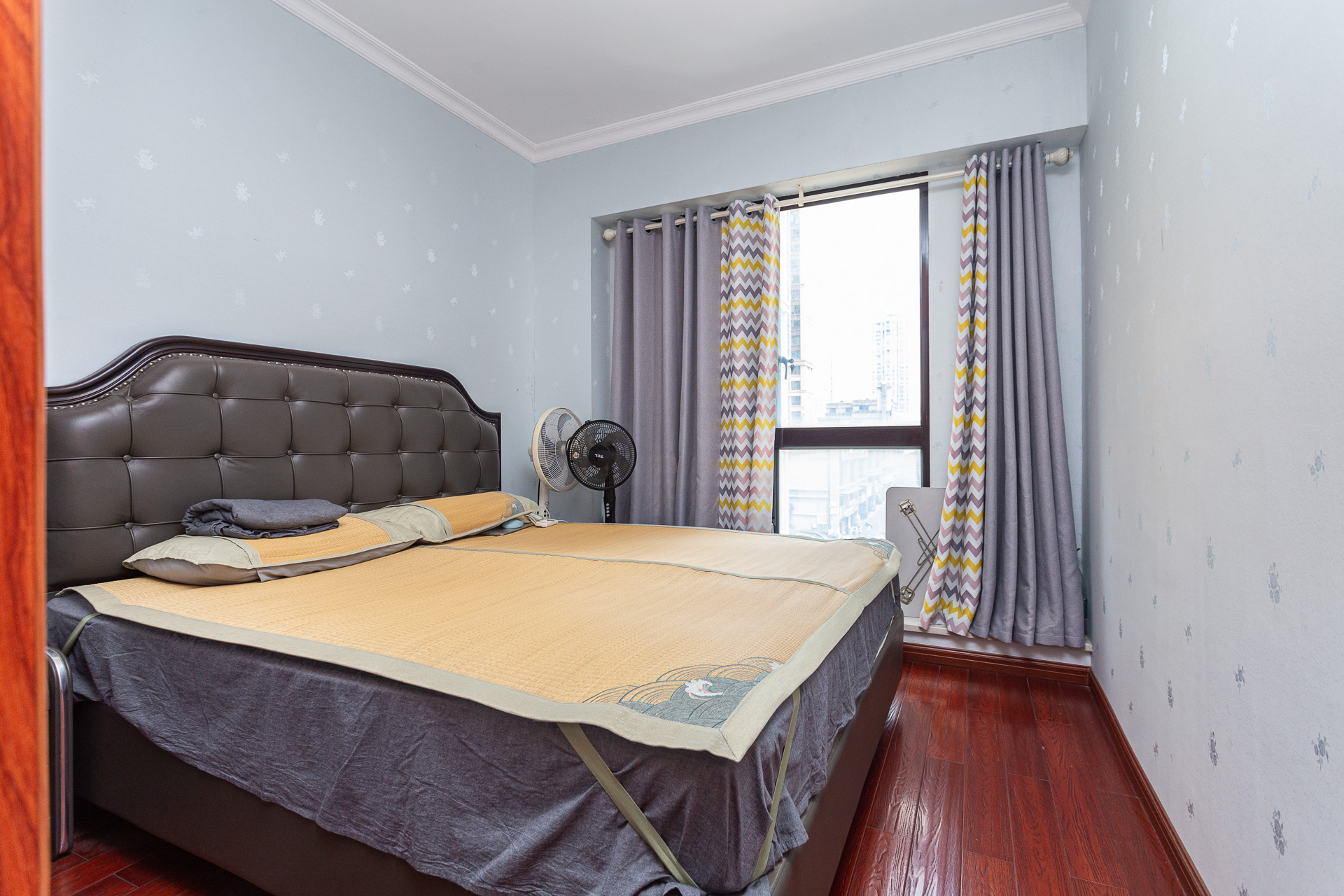 润和又一城  4室2厅2卫    106.8万 润和又一城  4室2厅2卫    106.8万卧室