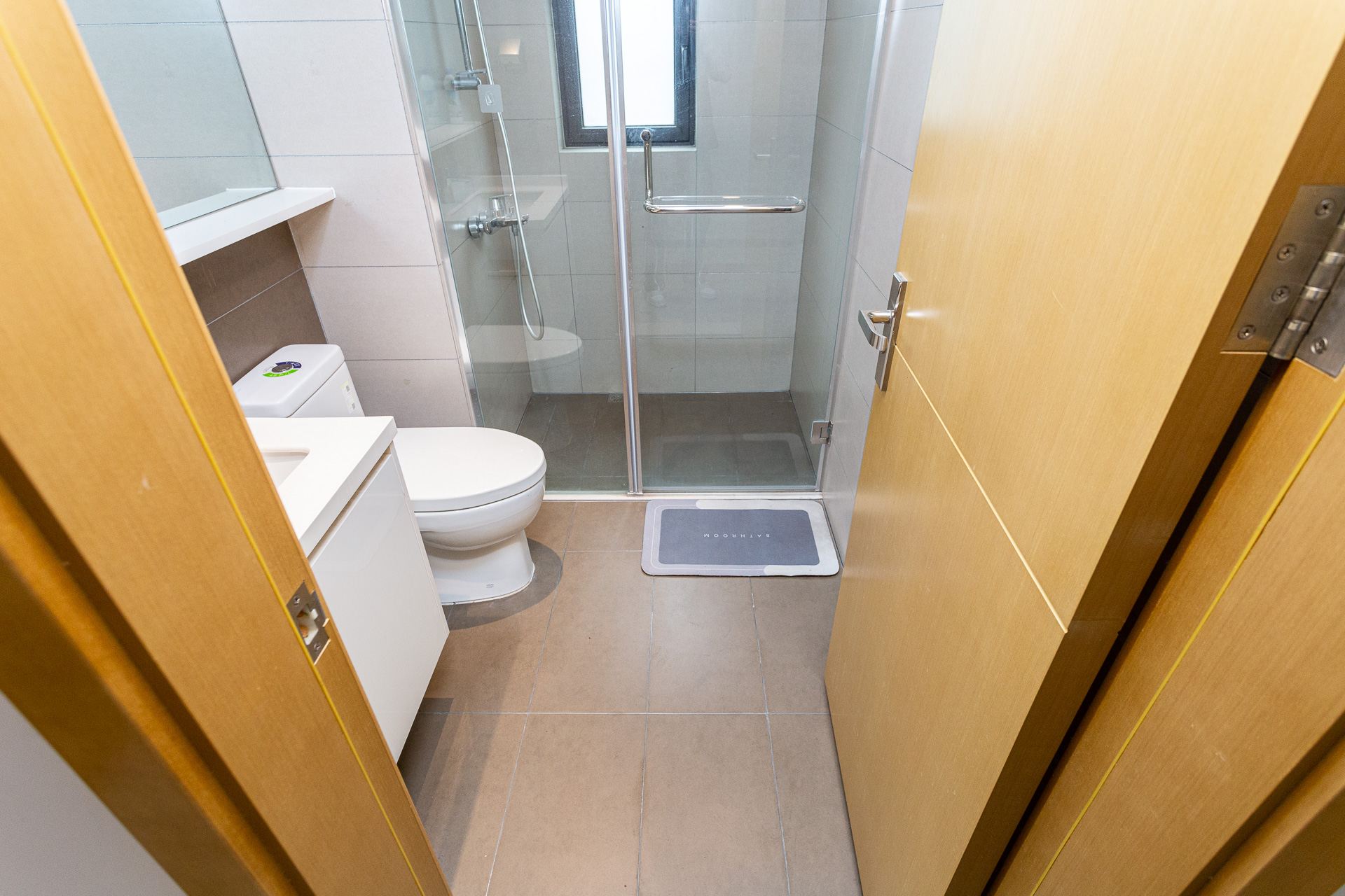 时代倾城四期 4室2厅2卫 120.00万 时代倾城四期 4室2厅2卫 120.00万卫生间