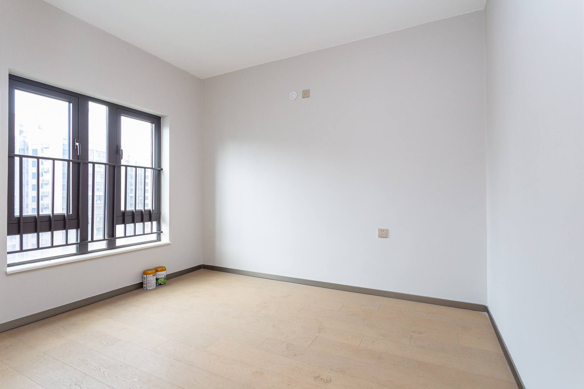 时代倾城四期 4室2厅2卫 102.8万 时代倾城四期 4室2厅2卫 102.8万卧室