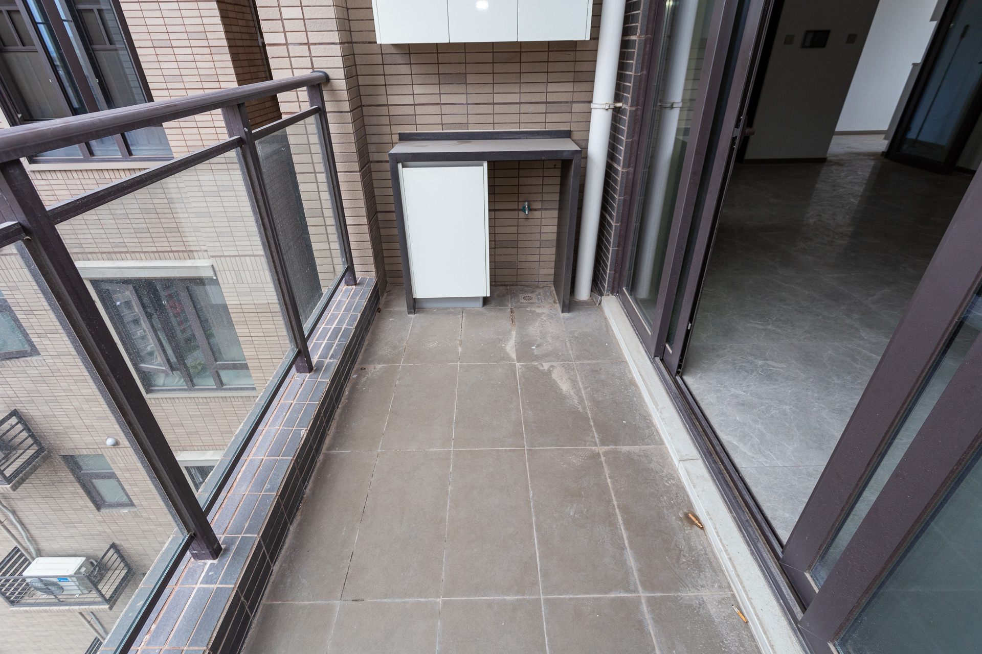 时代倾城四期 4室2厅2卫 102.8万 时代倾城四期 4室2厅2卫 102.8万阳台