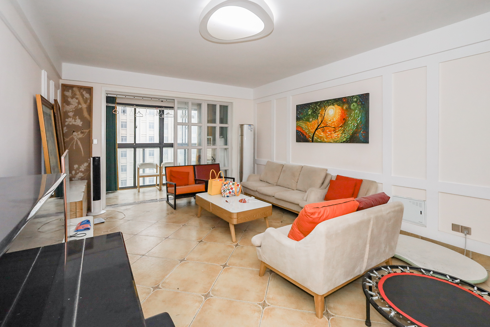 八方小区C区  3室2厅2卫    390.0万 八方小区C区  3室2厅2卫    390.0万客厅