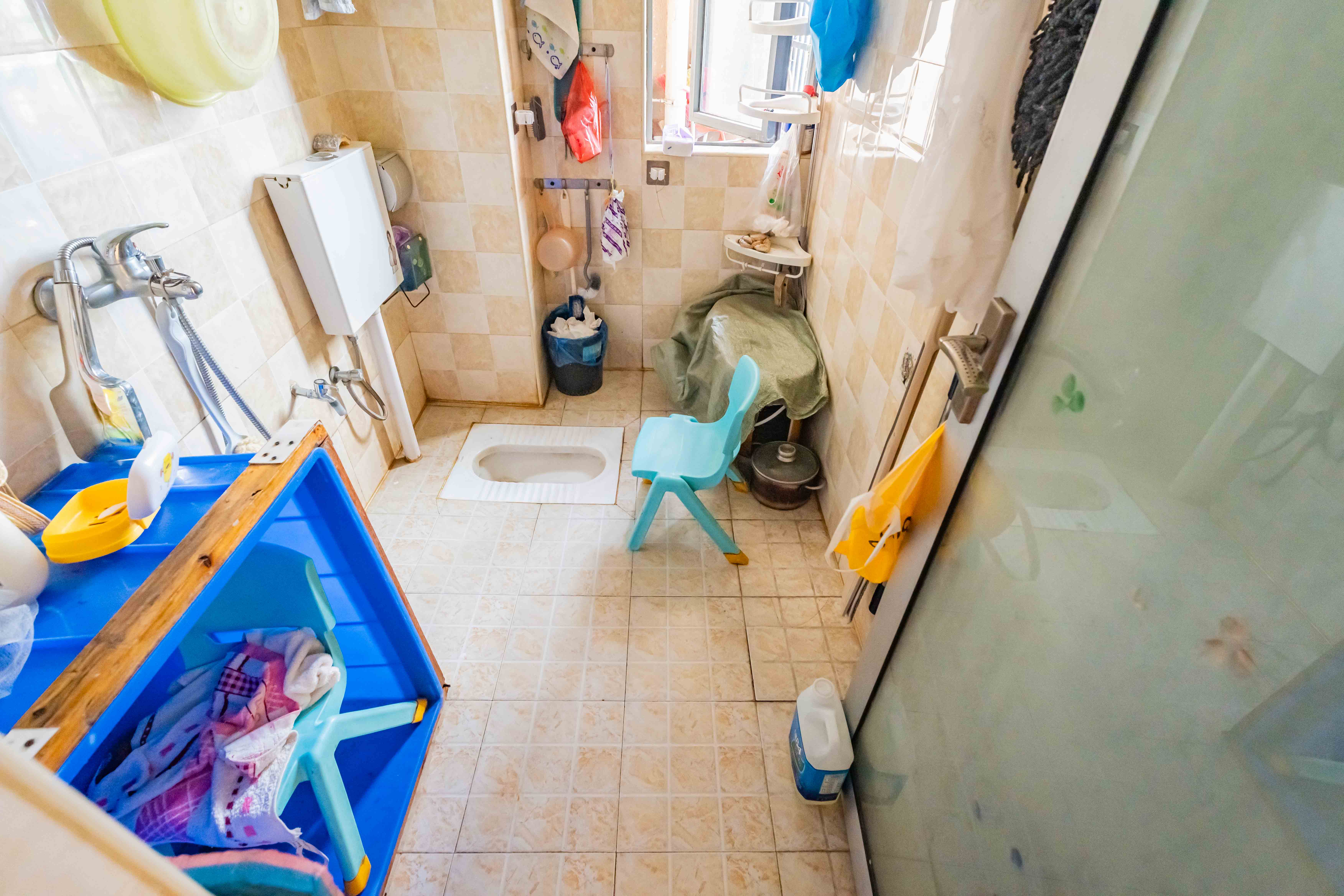 悦湖山 3室2厅1卫 70.00万 悦湖山 3室2厅1卫 70.00万卫生间