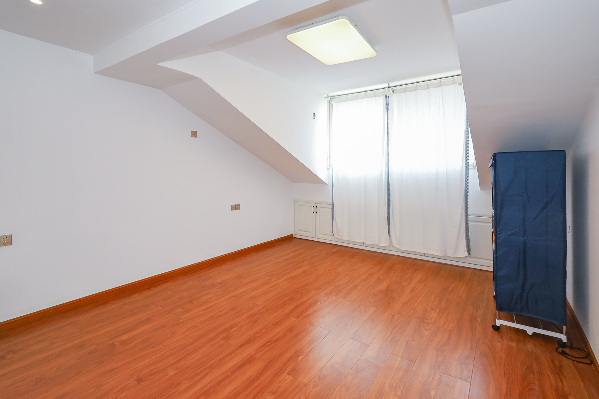 枫林绿洲  4室2厅2卫    74.0万 枫林绿洲  4室2厅2卫    74.0万其他