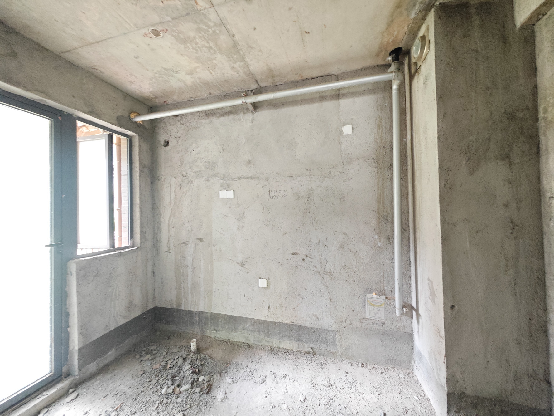 碧桂园南城首府(东宸林海)  3室2厅2卫    80.0万 碧桂园南城首府(东宸林海)  3室2厅2卫    80.0万厨房