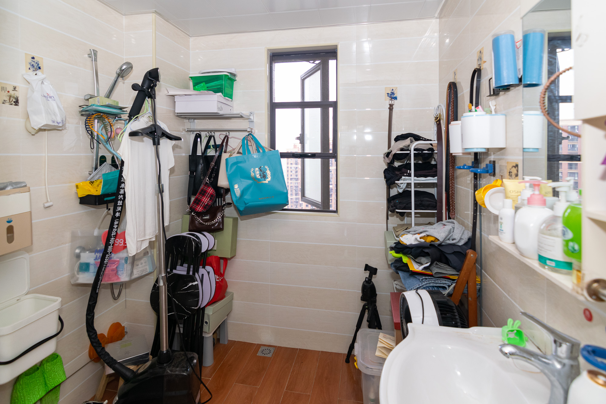 新城国际花都 3室2厅2卫 91.9万 新城国际花都 3室2厅2卫 91.9万卫生间