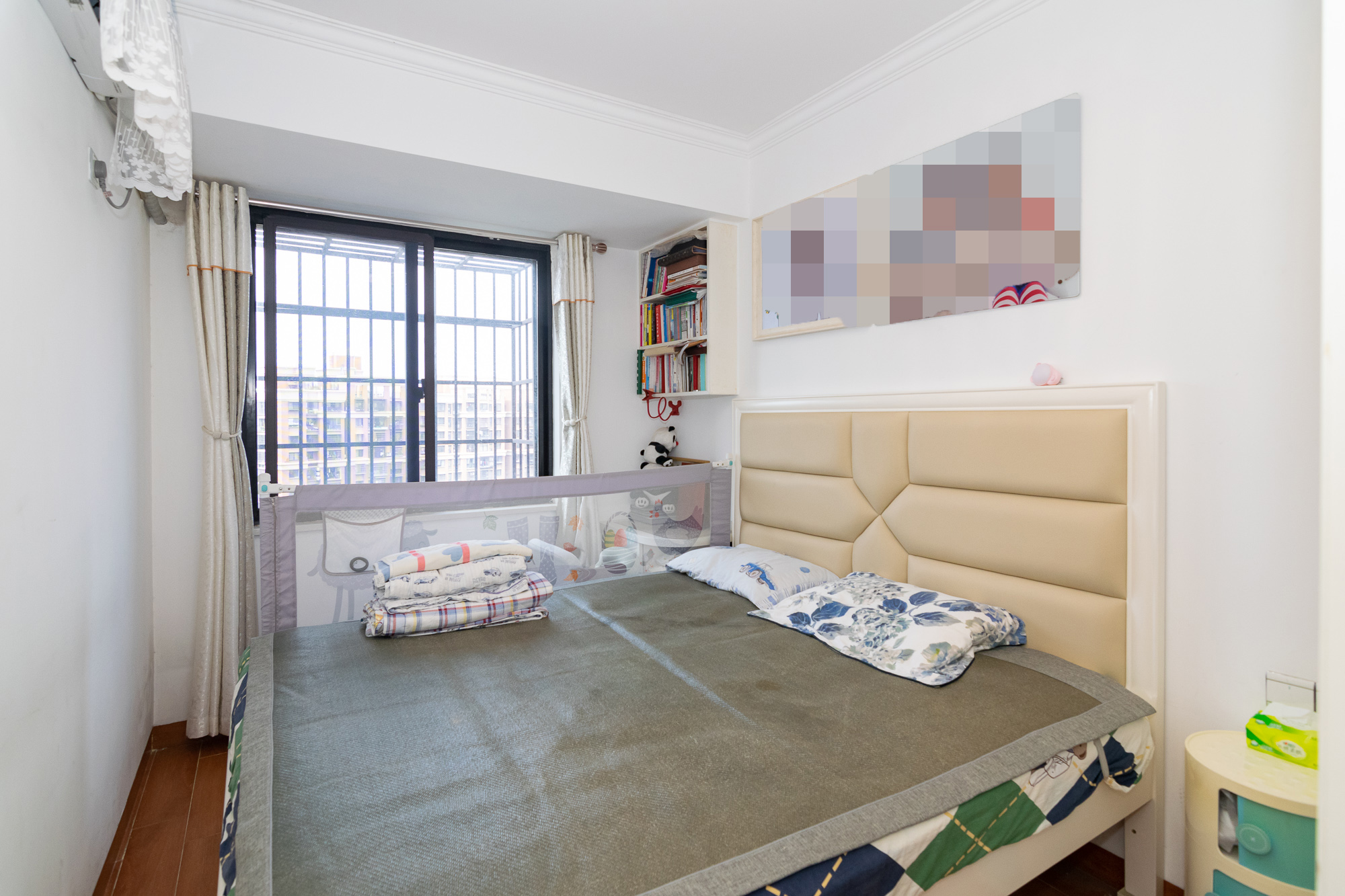 新城国际花都 3室2厅2卫 91.9万 新城国际花都 3室2厅2卫 91.9万卧室