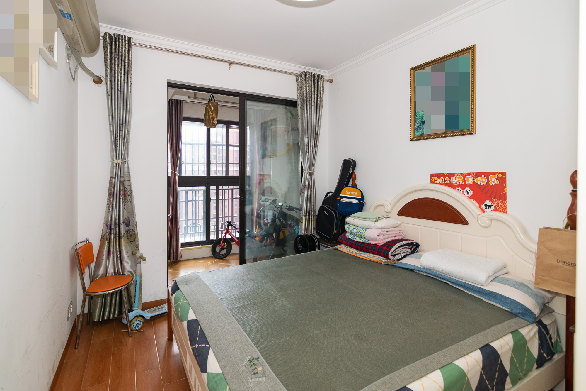 新城国际花都 3室2厅2卫 91.9万 新城国际花都 3室2厅2卫 91.9万卧室