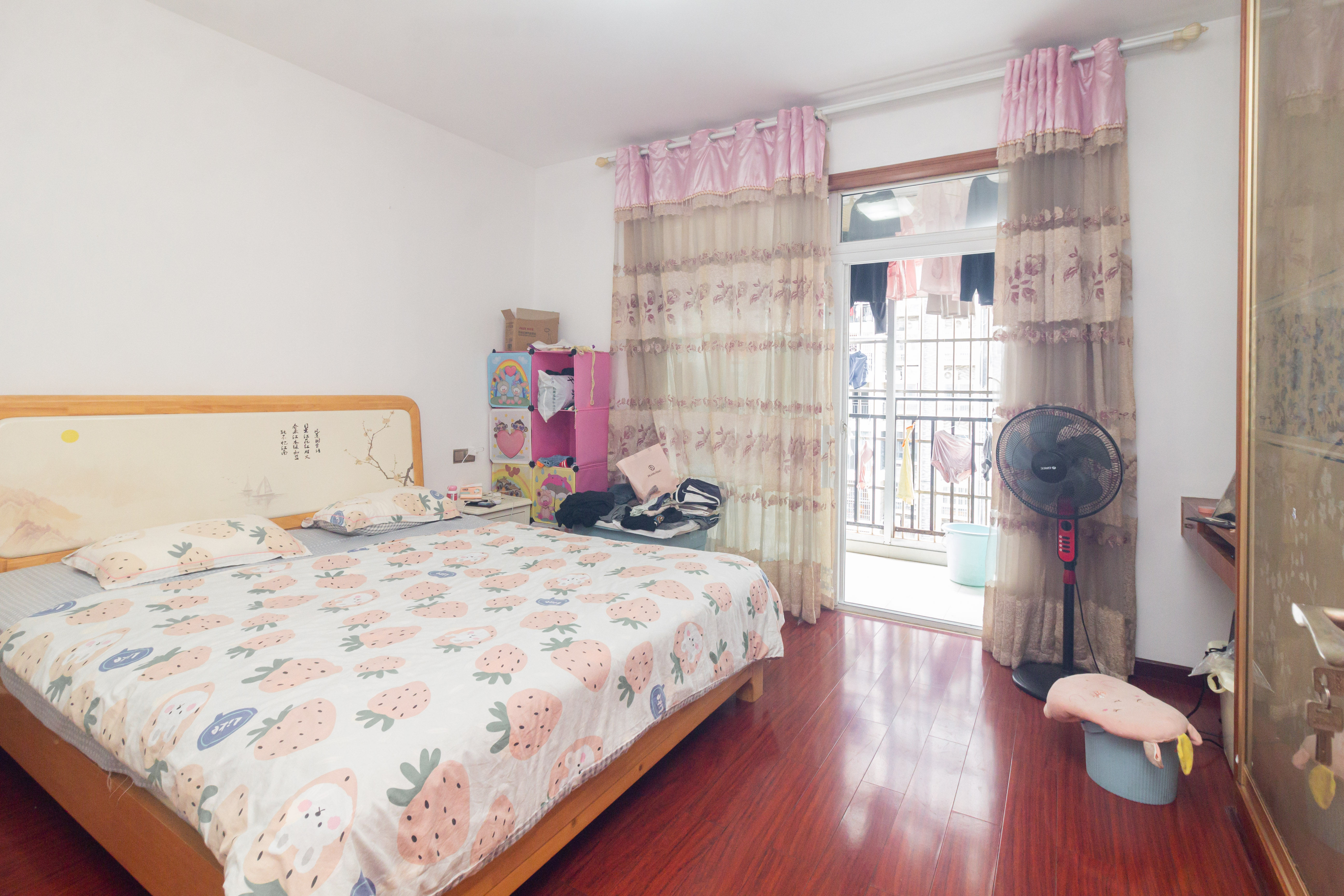 明天一城  3室2厅1卫    45.8万卧室