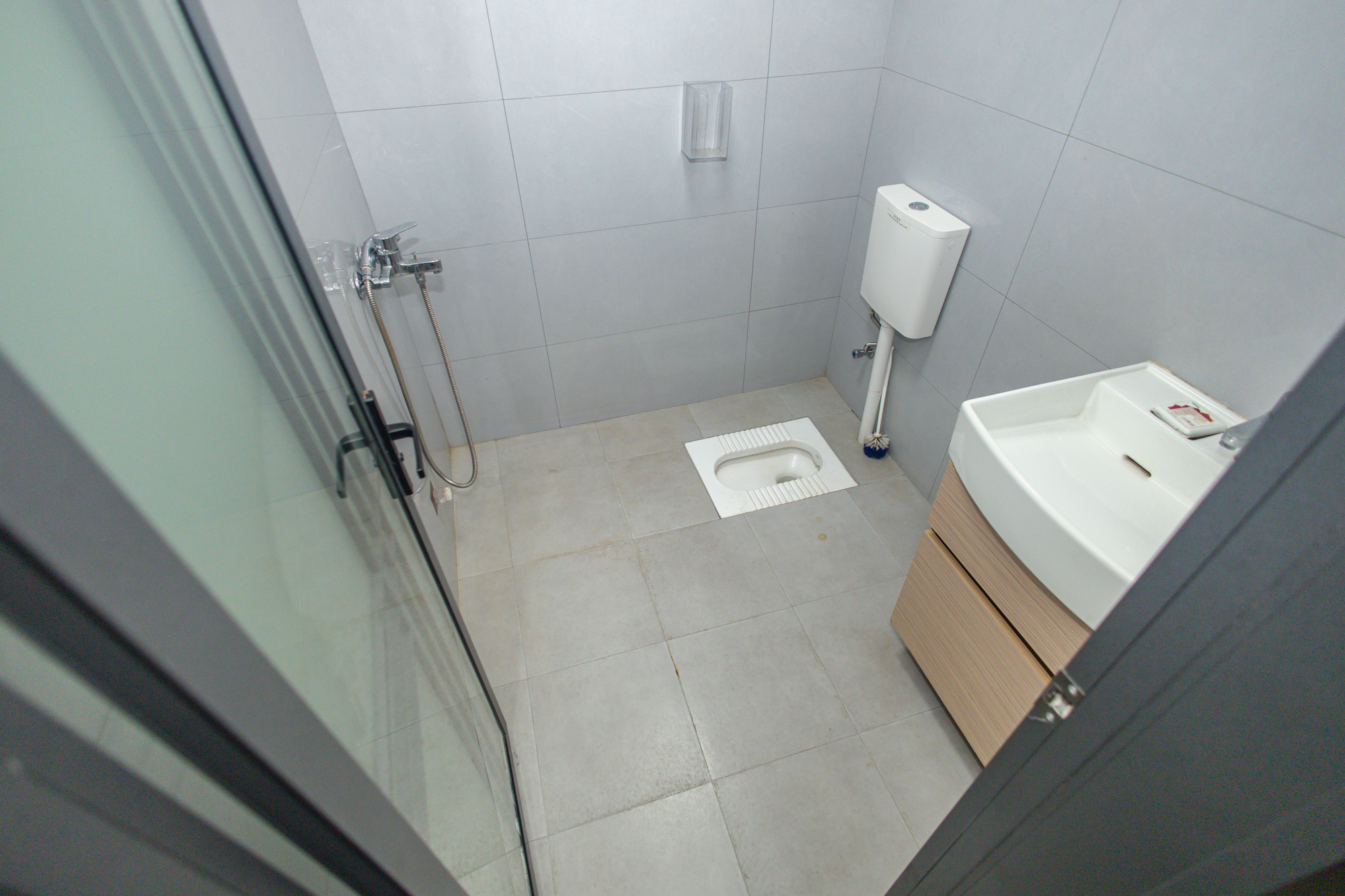 新长海漓湘悦  1室1厅1卫    42.8万 新长海漓湘悦  1室1厅1卫    42.8万卫生间