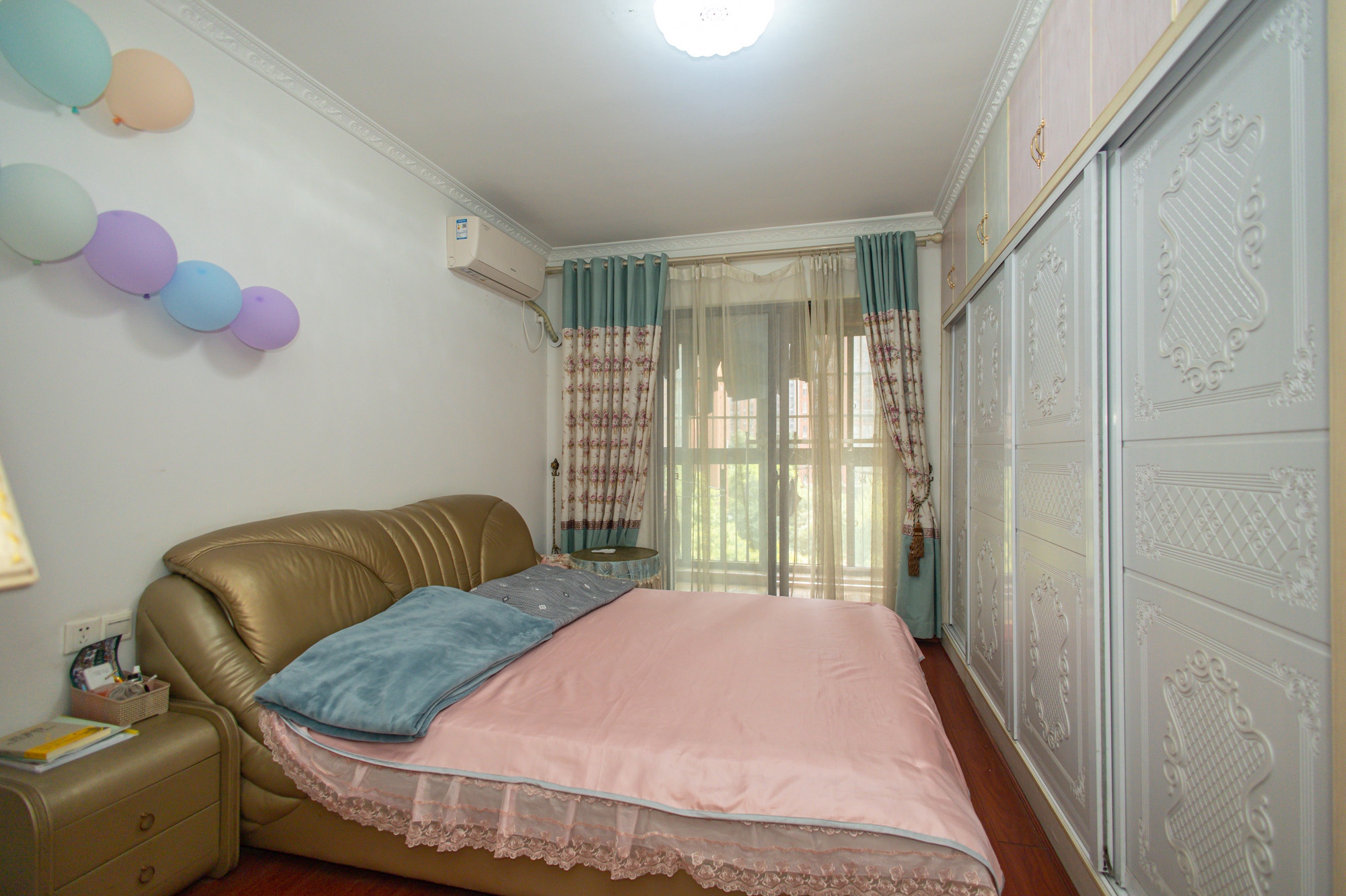 华润凤凰城二期 3室2厅2卫 85.0万 华润凤凰城二期 3室2厅2卫 85.0万卧室