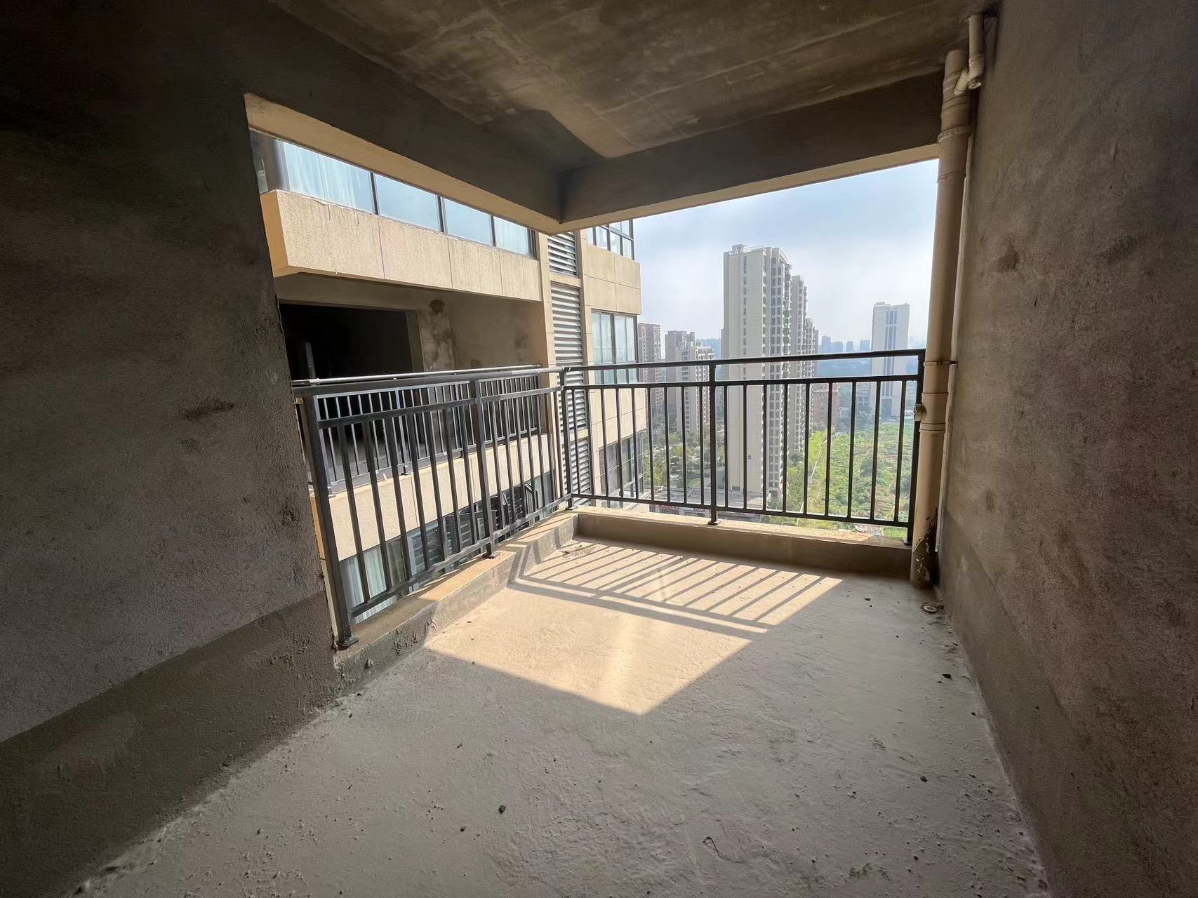 时代新城(翰林府) 3室2厅1卫 28.0万 时代新城(翰林府) 3室2厅1卫 28.0万室内图