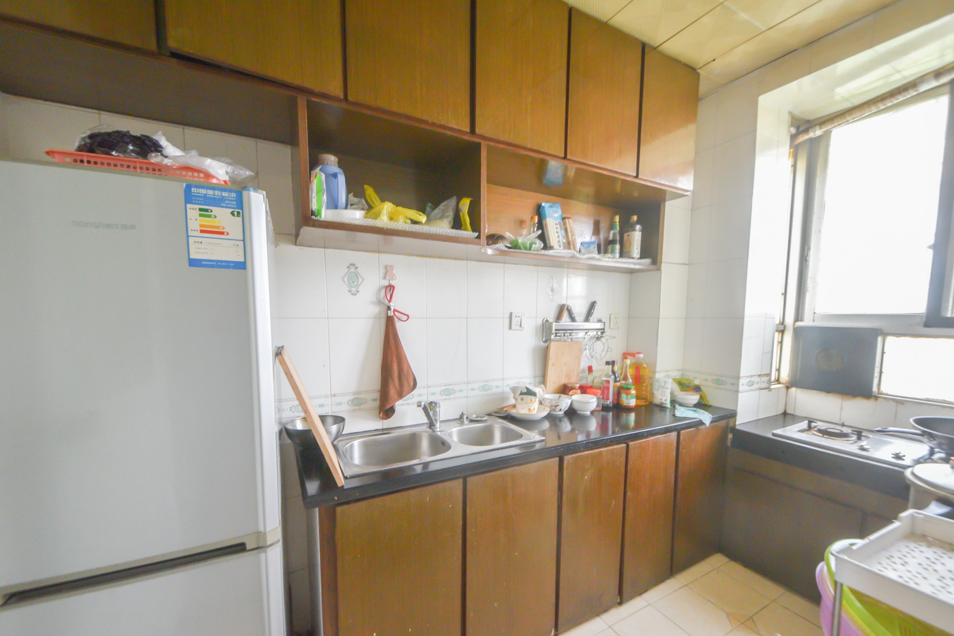 狮子山二片  2室1厅1卫    55.0万 狮子山二片  2室1厅1卫    55.0万厨房