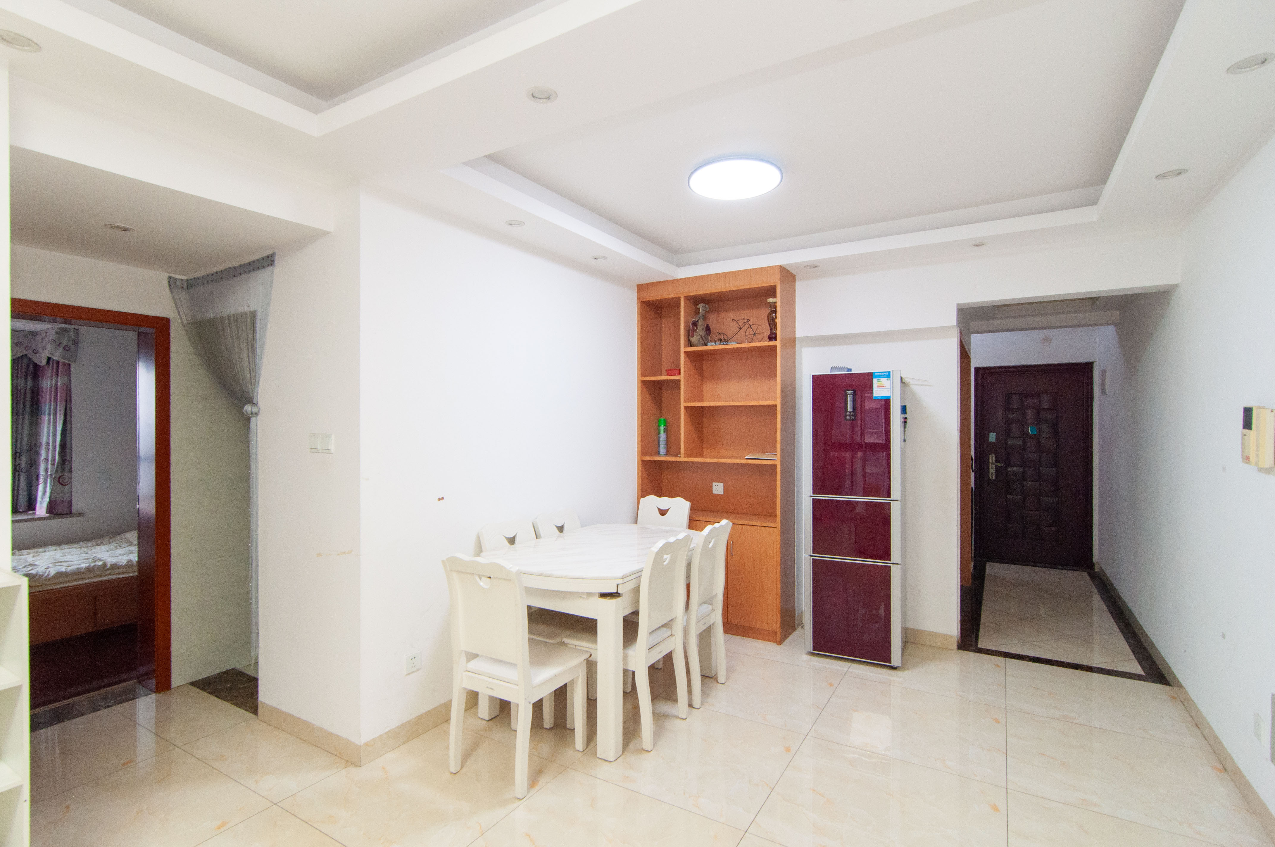 高鑫麓城 2室2厅1卫 96.8万 高鑫麓城 2室2厅1卫 96.8万客厅