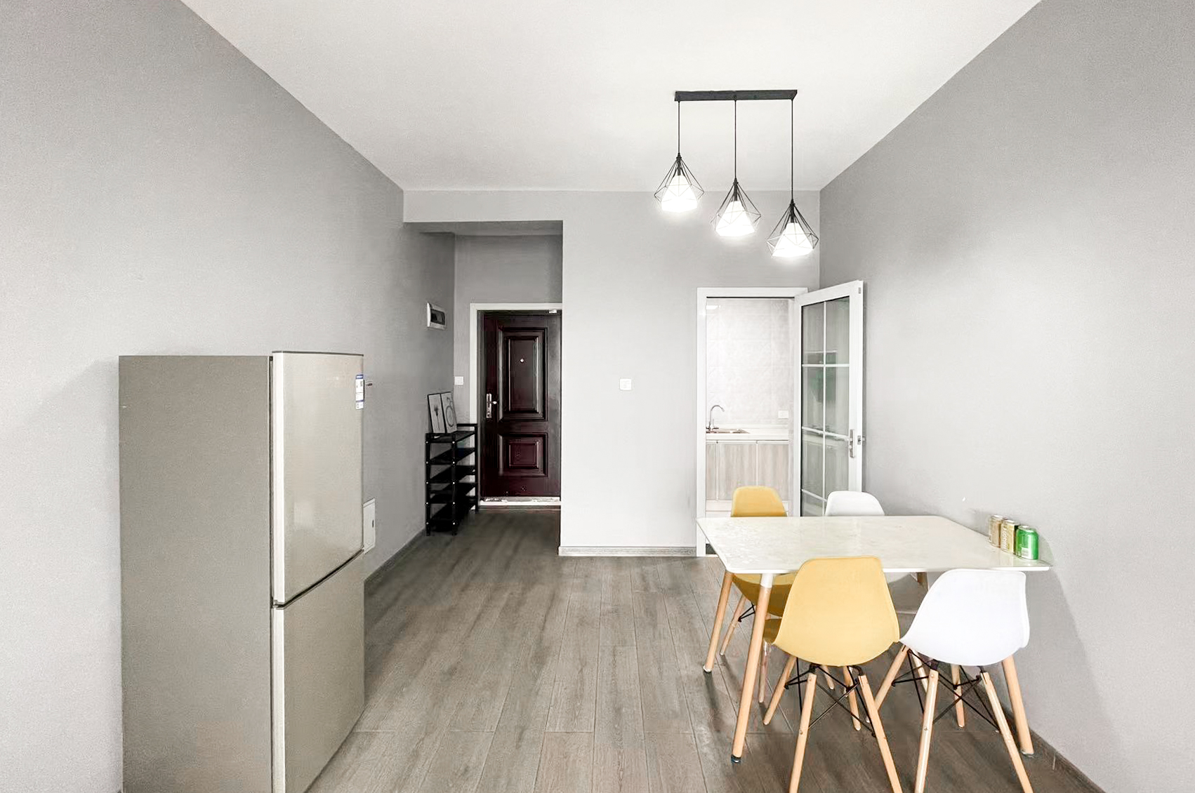 美麓阳光  3室2厅1卫    88.0万 美麓阳光  3室2厅1卫    88.0万客厅