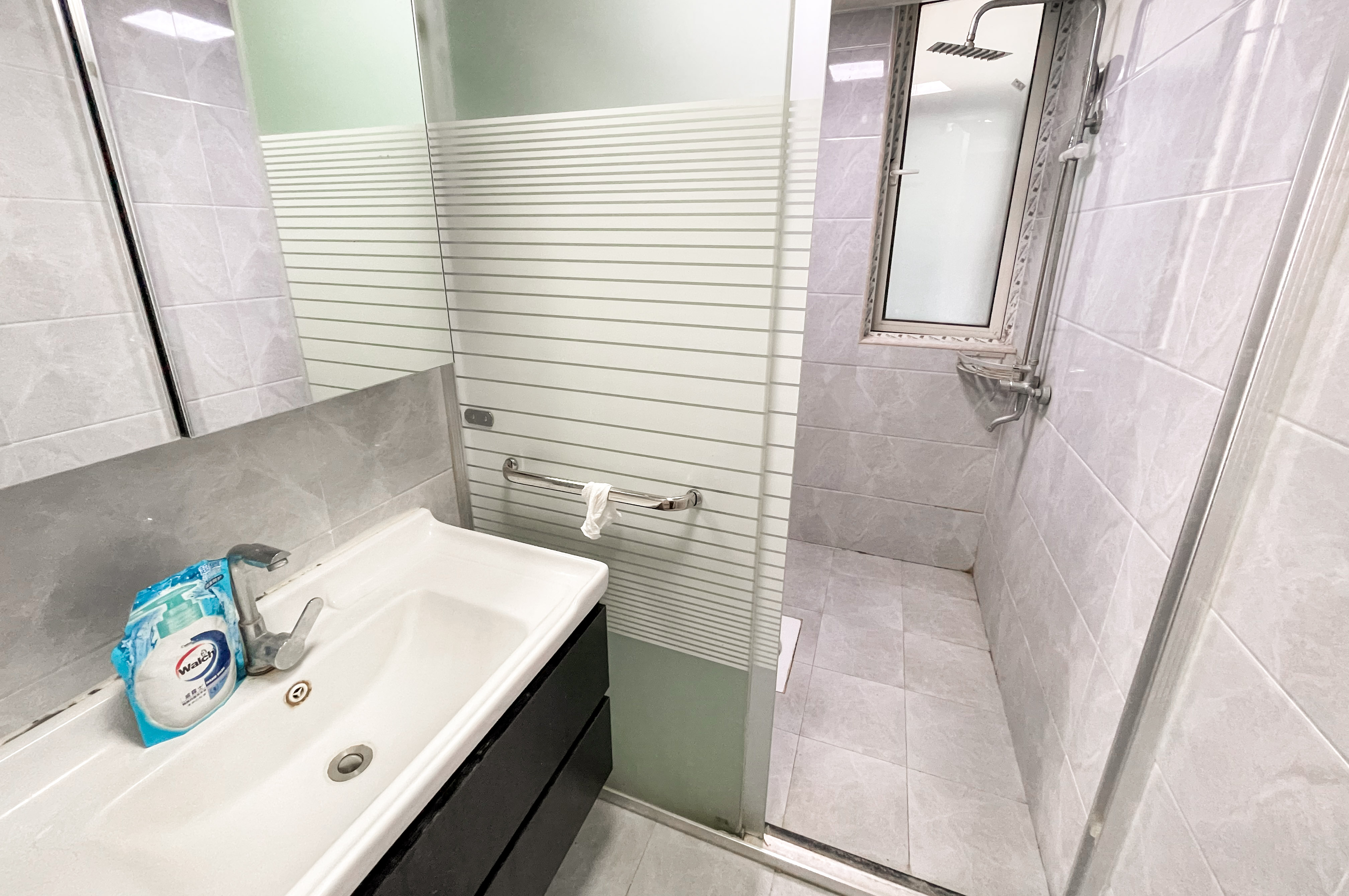 美麓阳光  3室2厅1卫    88.0万 美麓阳光  3室2厅1卫    88.0万卫生间