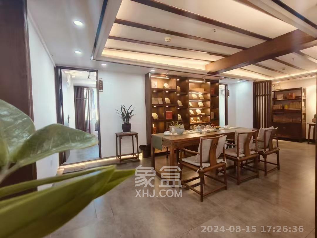 德思勤城市广场（宝格丽公寓）  5室1厅1卫   11800.00元/月室内图