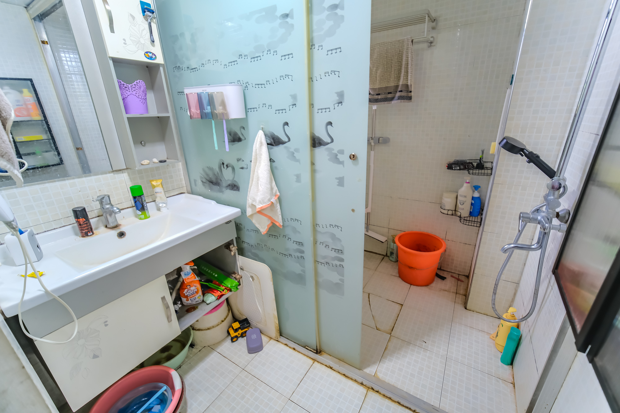 四季星城 3室2厅1卫 68.0万 四季星城 3室2厅1卫 68.0万卫生间