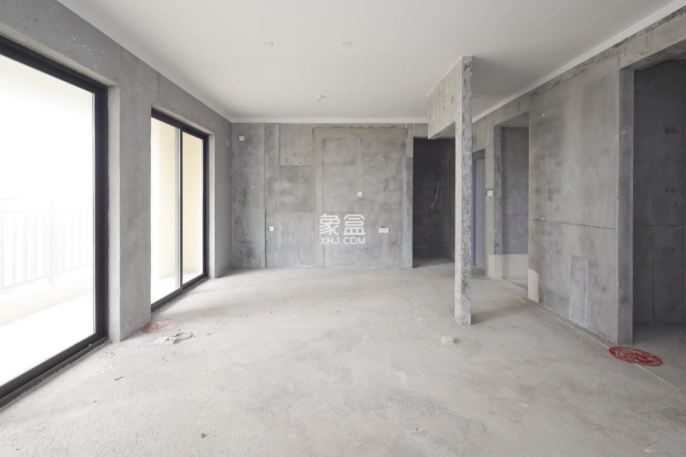 恒基旭辉湖山赋  4室2厅2卫    85.0万