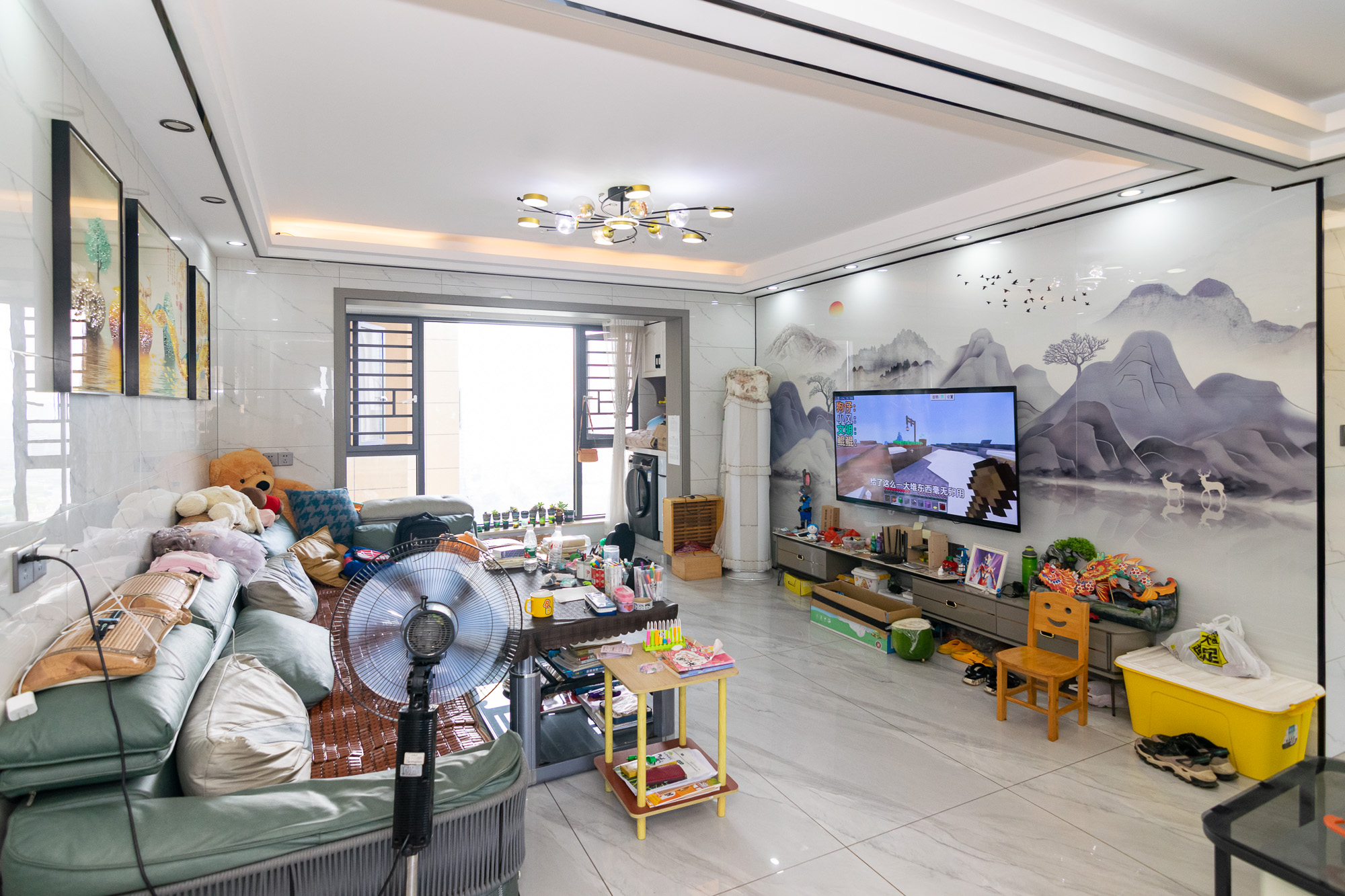 荣盛岳麓峰景 0室0厅0卫 95.0万 荣盛岳麓峰景 0室0厅0卫 95.0万客厅