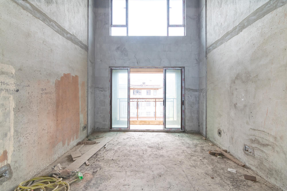 大汉汉园  4室2厅3卫    140.0万