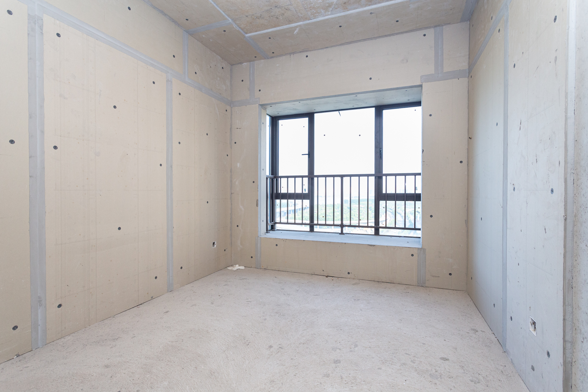 润和湘江天地E区  4室2厅2卫    199.98万 润和湘江天地E区  4室2厅2卫    199.98万卧室