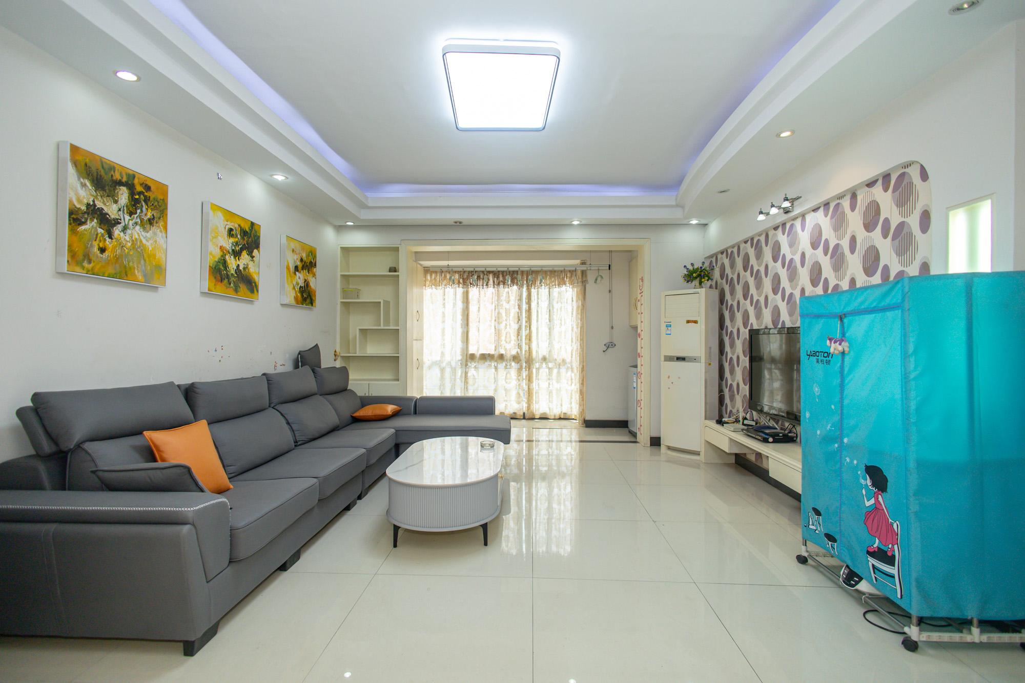 楚天馨苑 1室2厅1卫 72.8万 楚天馨苑 1室2厅1卫 72.8万客厅