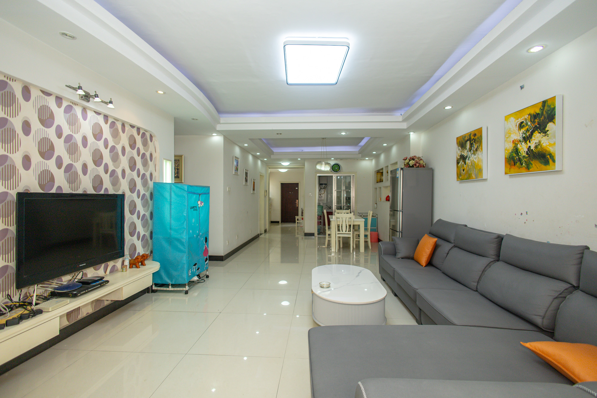 楚天馨苑 1室2厅1卫 72.8万 楚天馨苑 1室2厅1卫 72.8万客厅