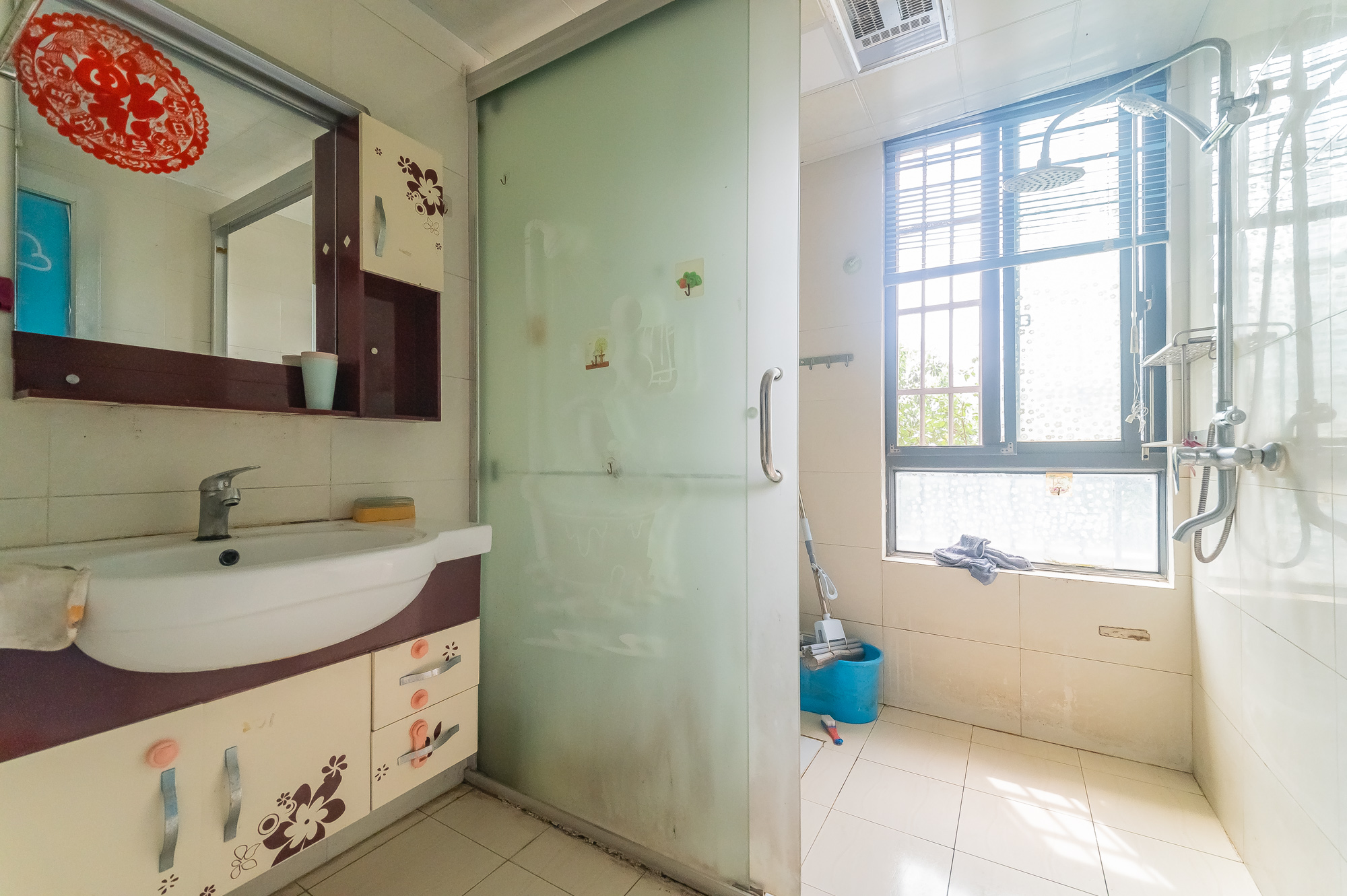 华润凤凰城二期 2室2厅1卫 75.8万 华润凤凰城二期 2室2厅1卫 75.8万卫生间