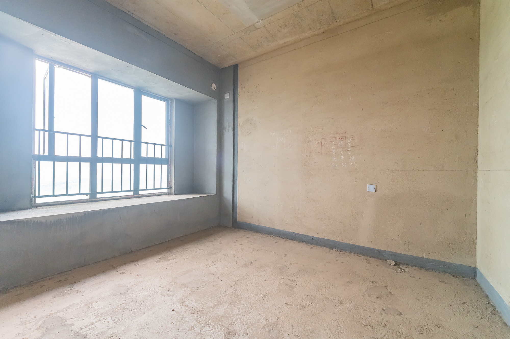 碧桂园威尼斯城 4室2厅2卫 86.98万 碧桂园威尼斯城 4室2厅2卫 86.98万其他