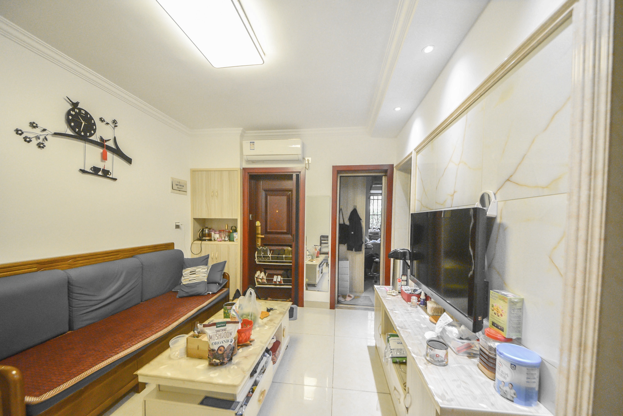 红花坡社区  2室1厅1卫   39.80万客厅