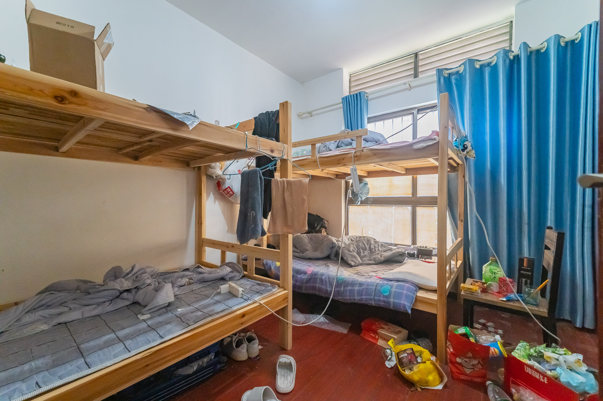 家和院 4室2厅1卫 95.0万 家和院 4室2厅1卫 95.0万卧室