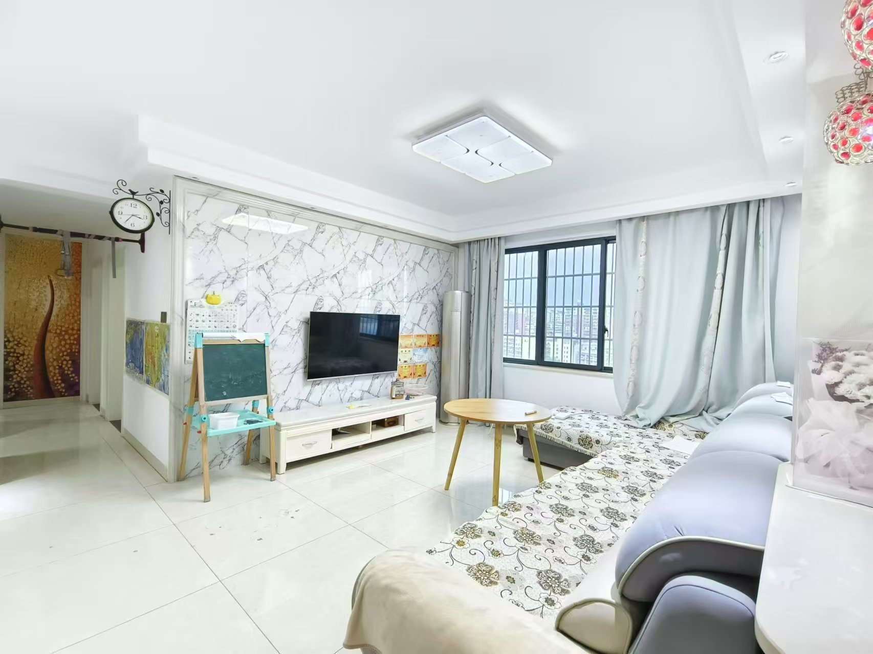 圣华名城建设北路110号 4室2厅2卫 51.8万 圣华名城建设北路110号 4室2厅2卫 51.8万室内图