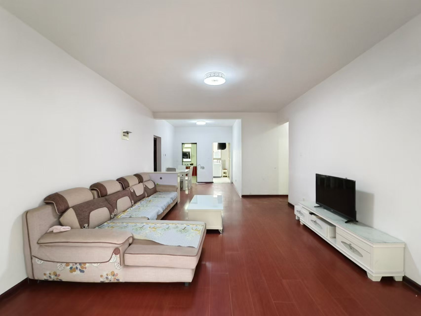 庐山恋 3室2厅2卫 49.8万 庐山恋 3室2厅2卫 49.8万室内图