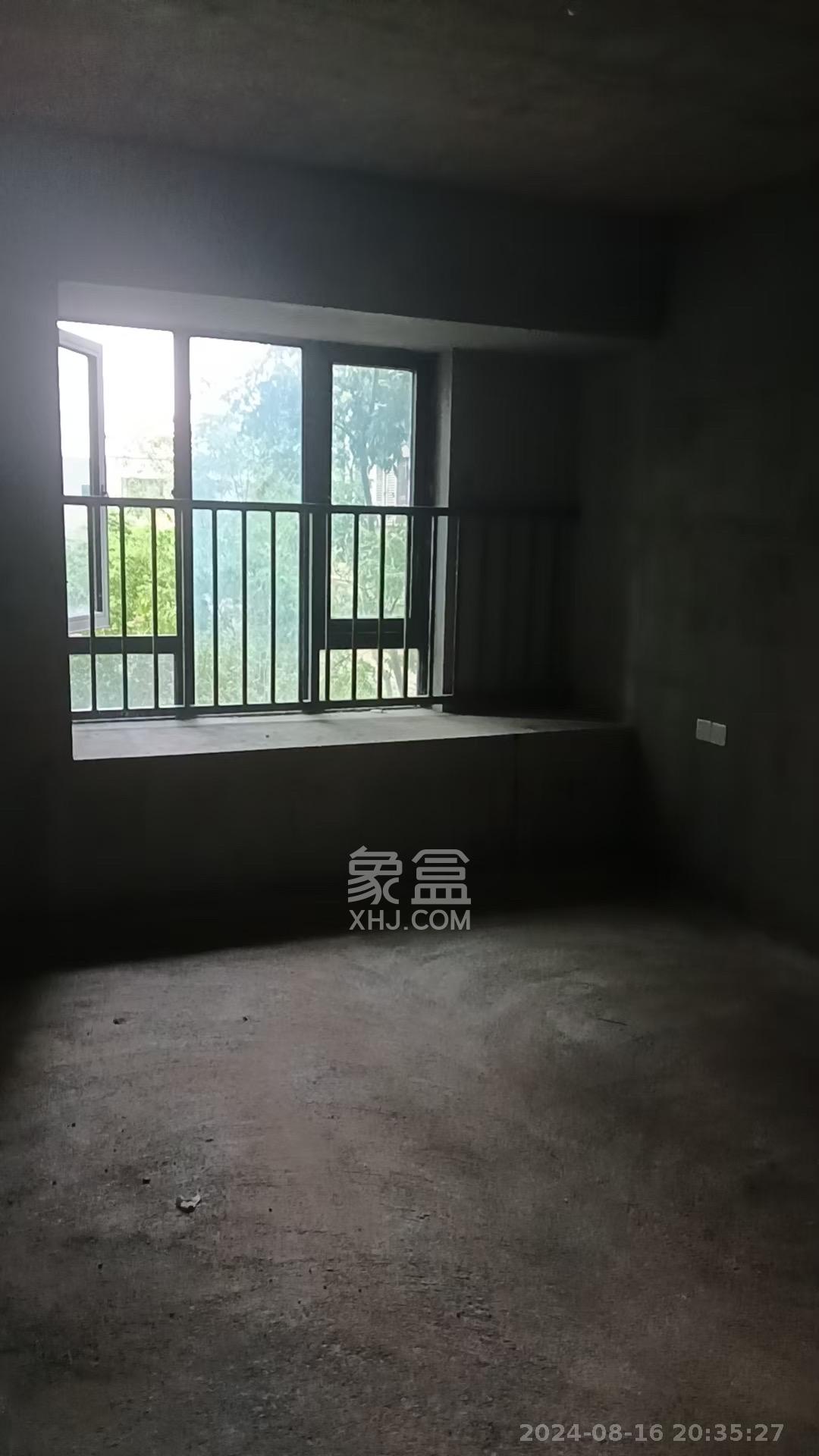 华远海蓝郡  3室1厅1卫   1000.00元/月室内图