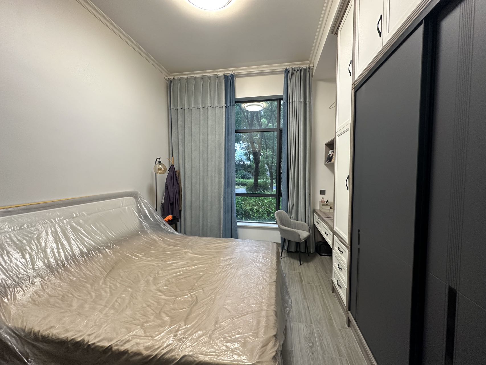 逸都花园 1室0厅0卫 56.8万 逸都花园 1室0厅0卫 56.8万室内图