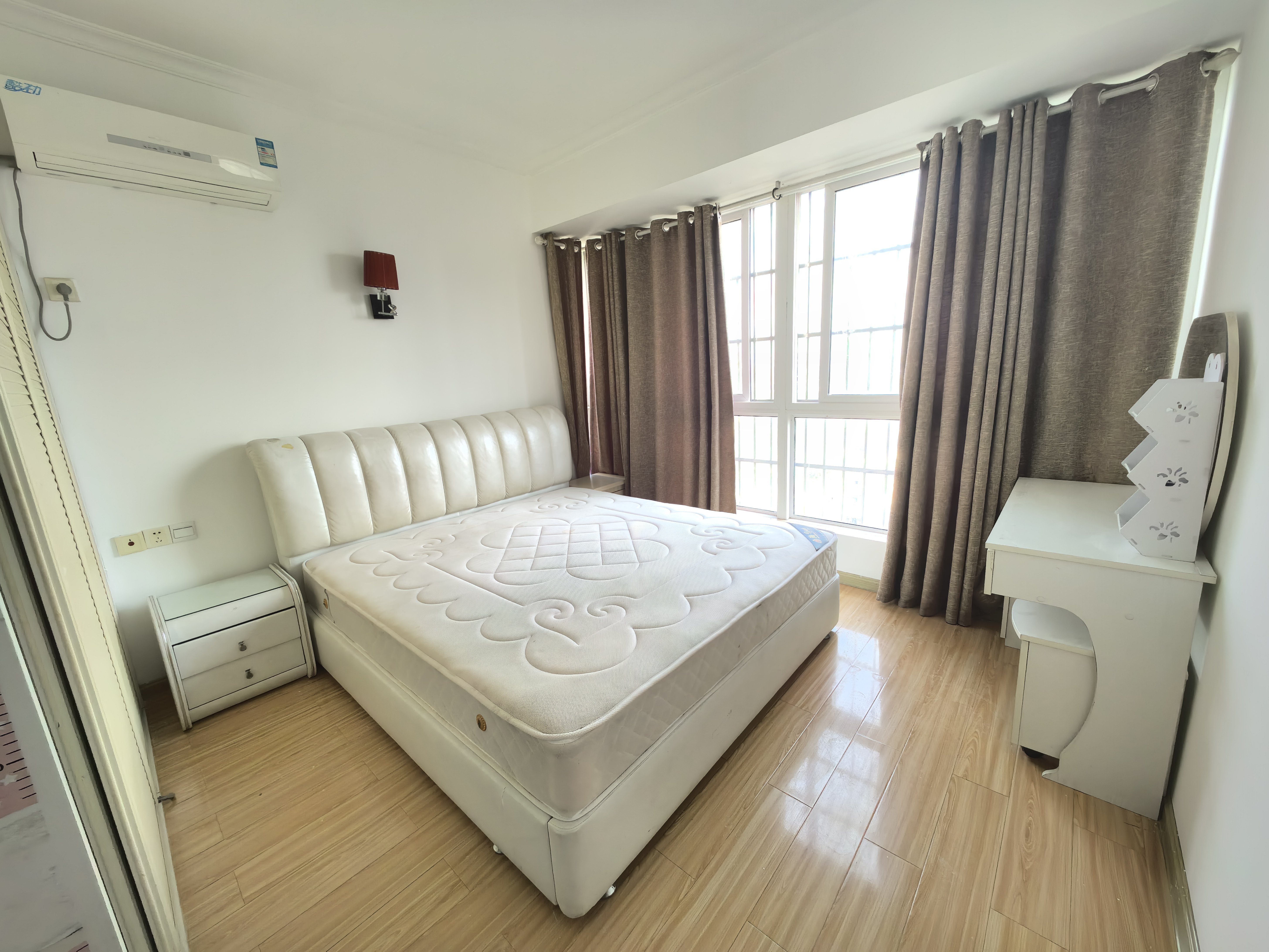 印象华都  3室2厅1卫    39.0万 印象华都  3室2厅1卫    39.0万室内图