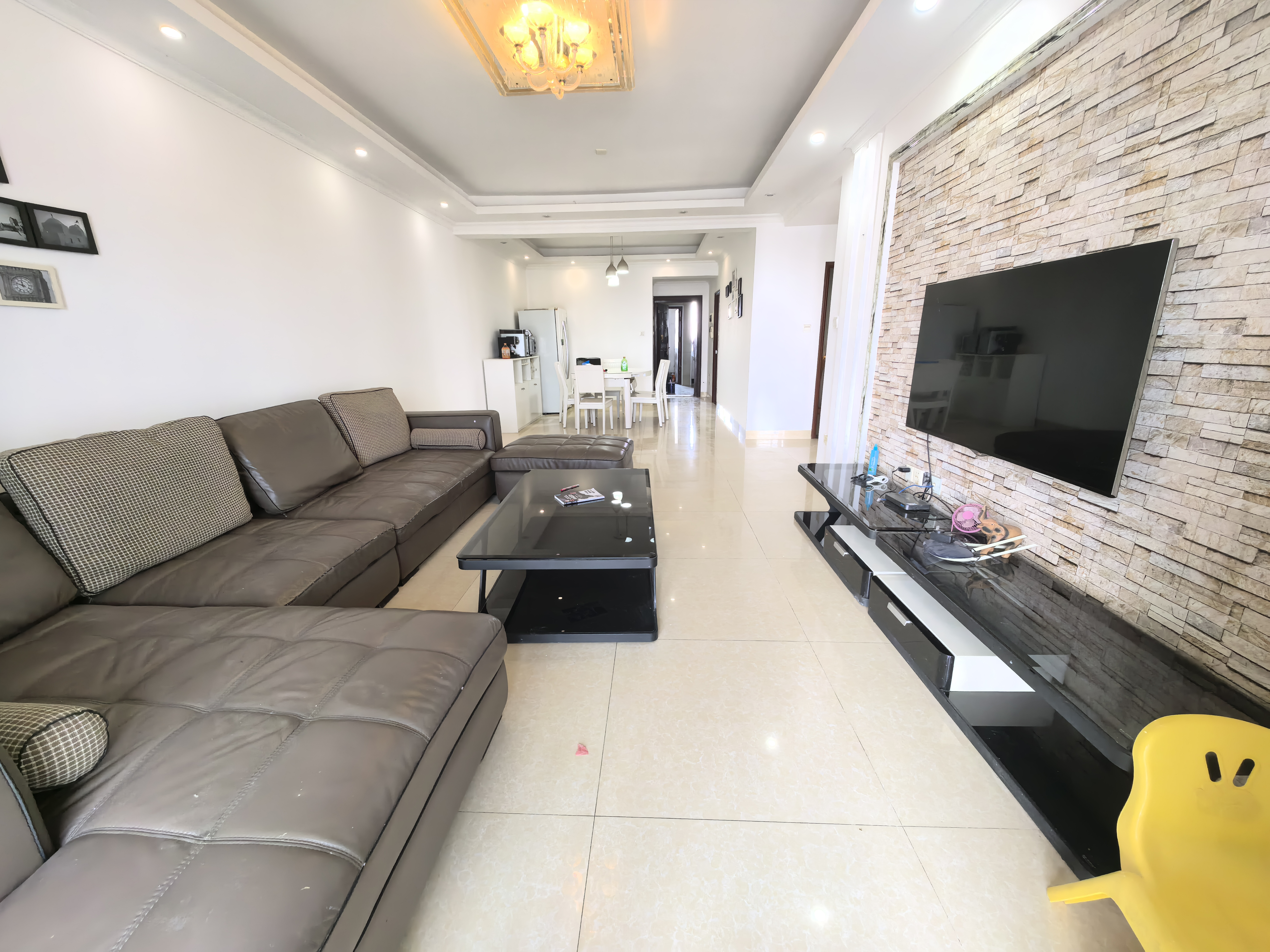 印象华都  3室2厅1卫    39.0万 印象华都  3室2厅1卫    39.0万室内图