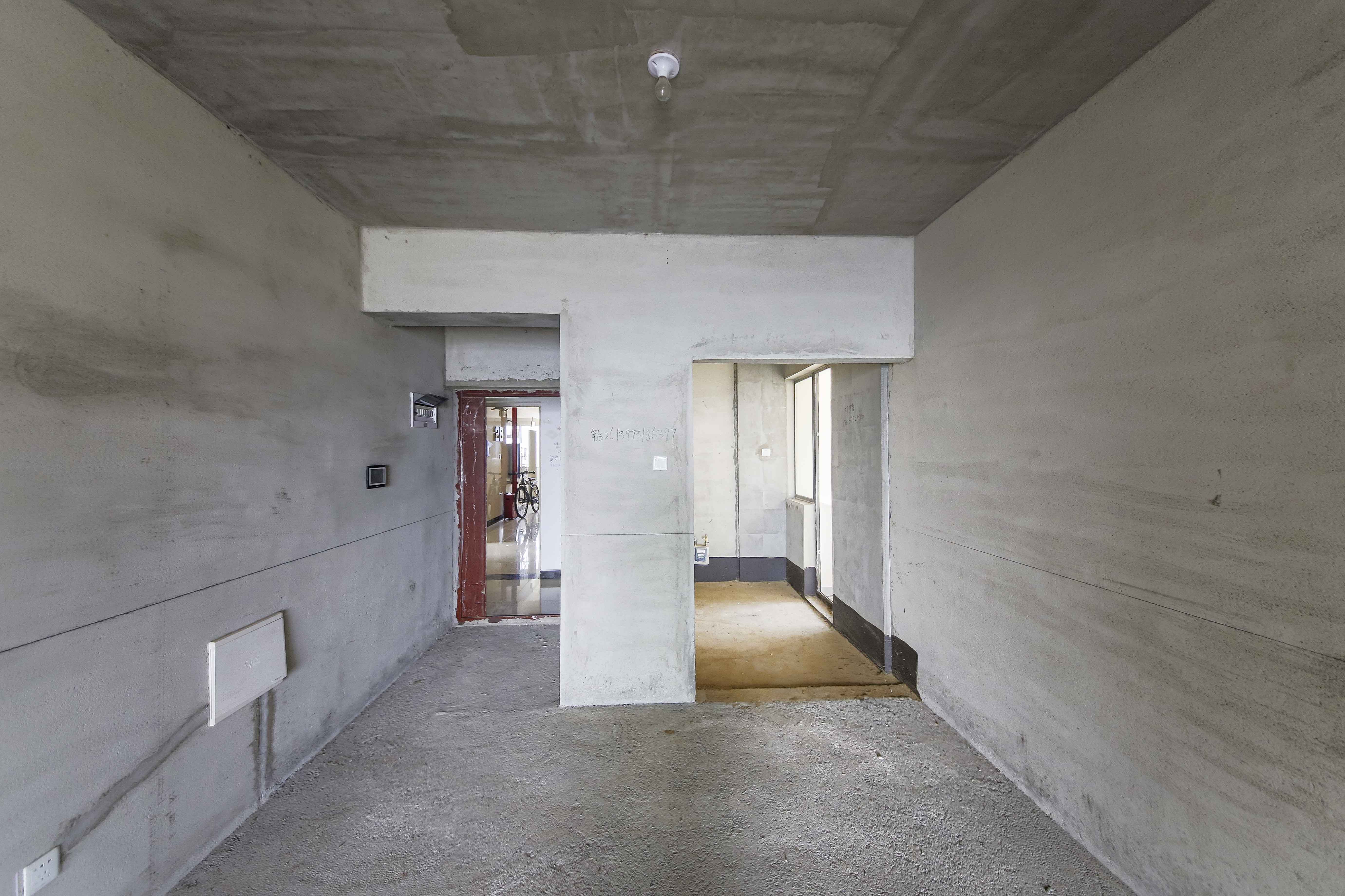 高升时代广场(冠铭商务中心)  3室2厅1卫    65.0万 高升时代广场(冠铭商务中心)  3室2厅1卫    65.0万客厅