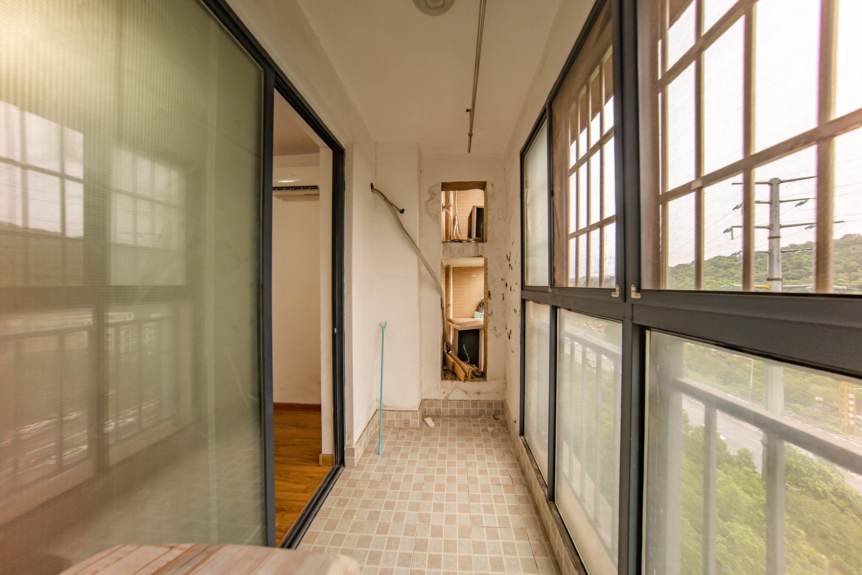 中建麓山和苑  3室2厅1卫   78.00万阳台
