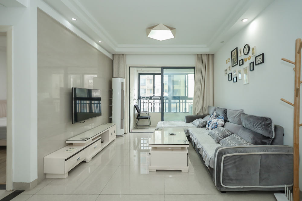 兰亭都荟（璟峰苑）  2室2厅1卫    108.0万