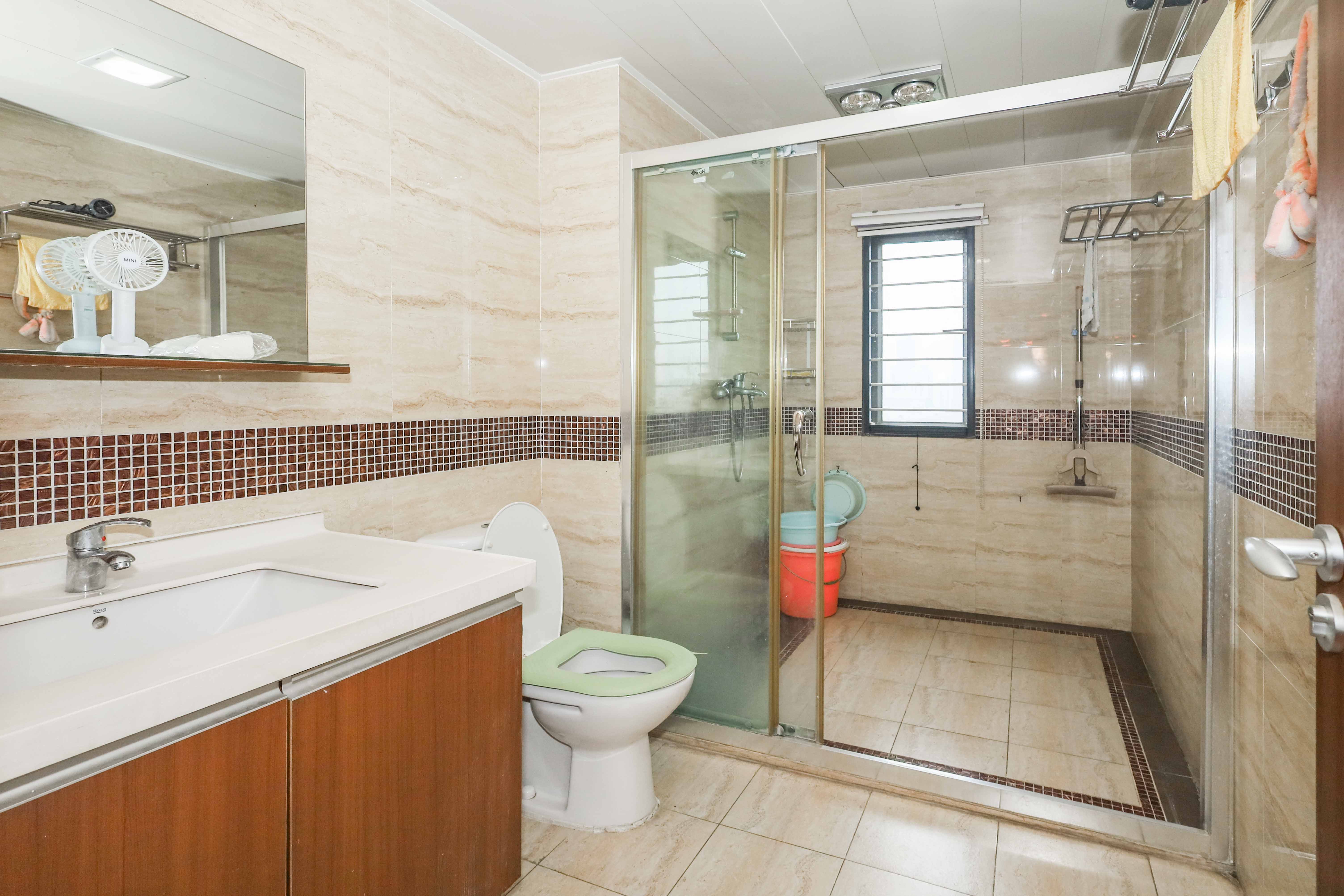 万科城市花园 3室2厅2卫 105.0万 万科城市花园 3室2厅2卫 105.0万卫生间