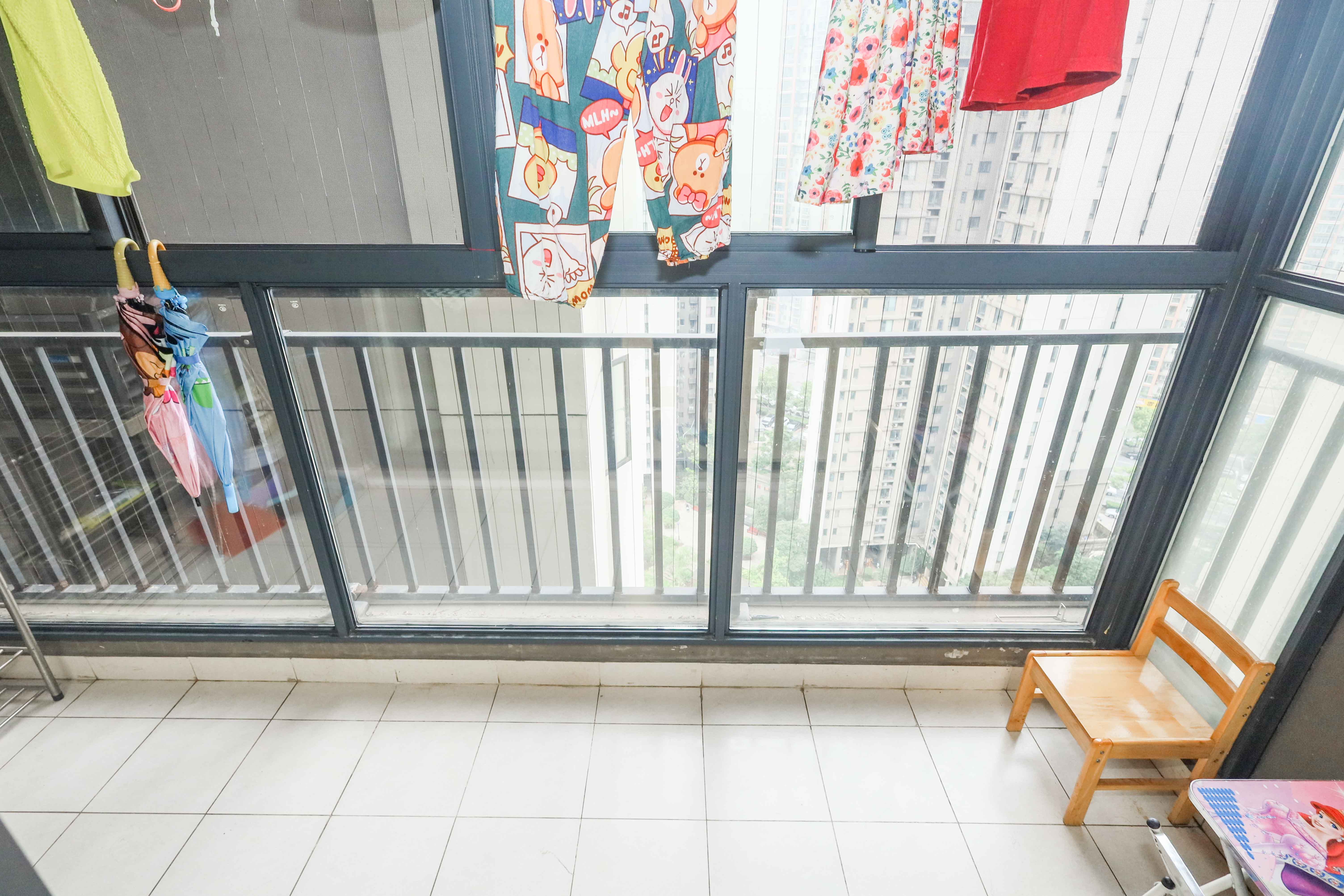 万科城市花园 3室2厅2卫 105.0万 万科城市花园 3室2厅2卫 105.0万阳台