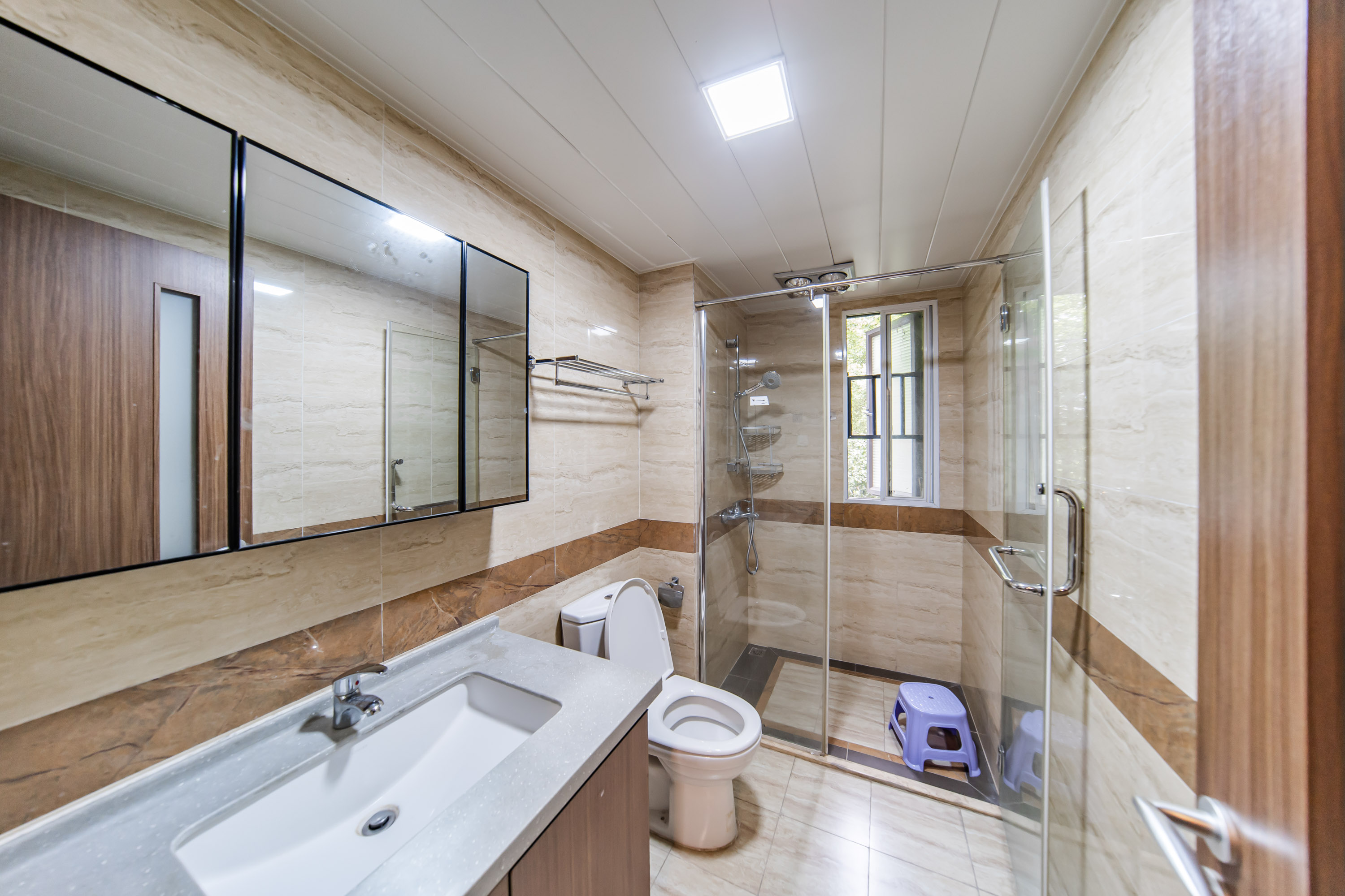 万科白鹭郡 3室2厅2卫 150.0万 万科白鹭郡 3室2厅2卫 150.0万卫生间