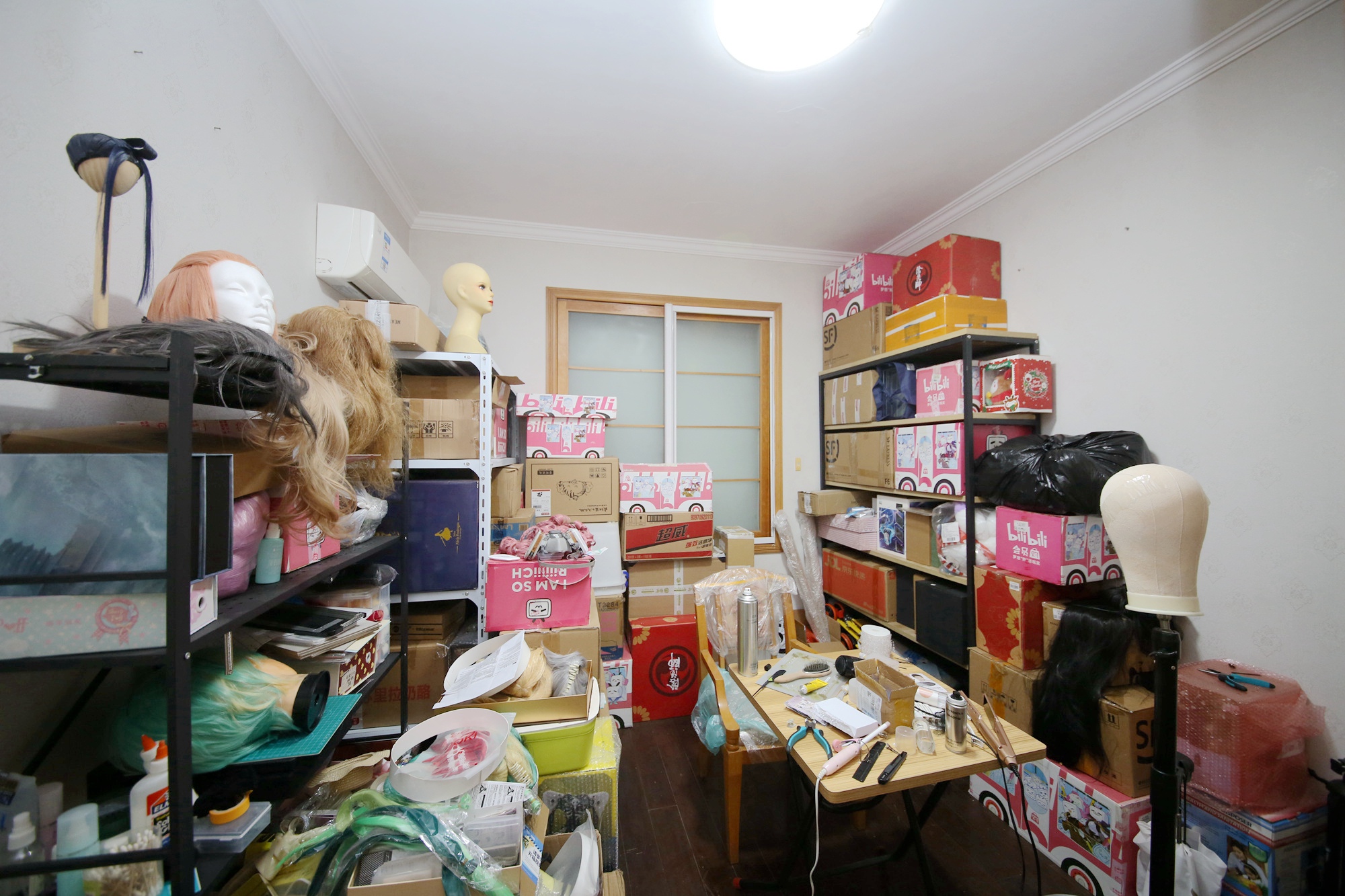 泰时新雅园  4室2厅2卫   153.00万卧室